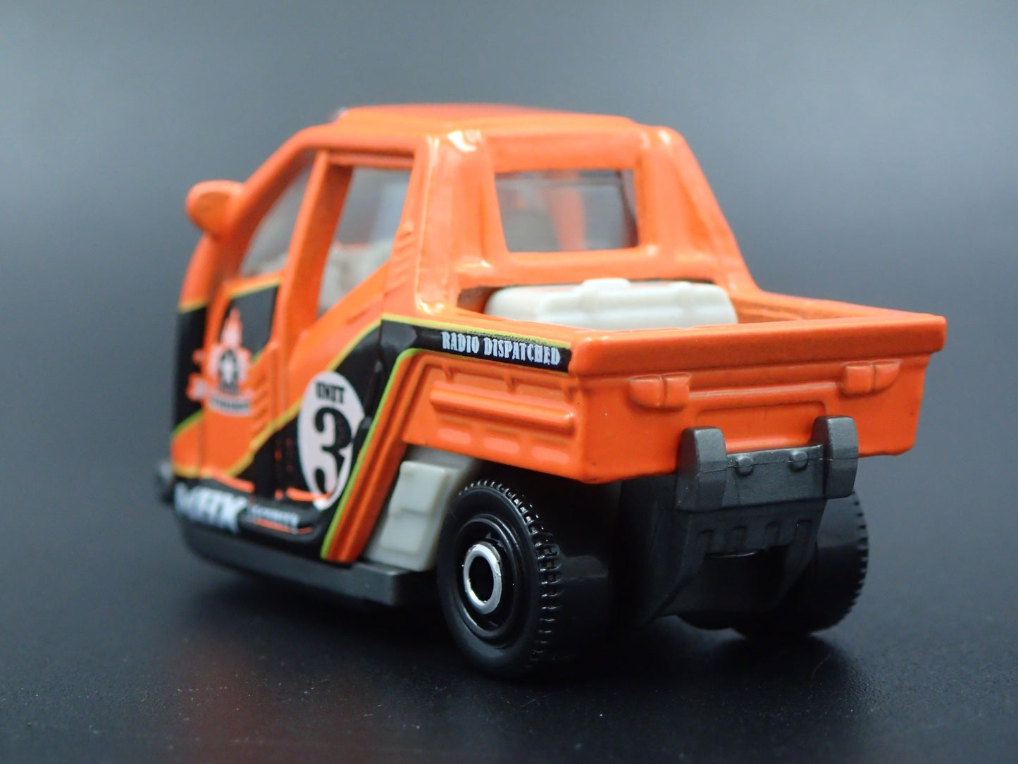 PARKING ENFORCEMENT SECURITY RADIO DISPATCHED 1:64 SCALE DIECAST MODEL CAR