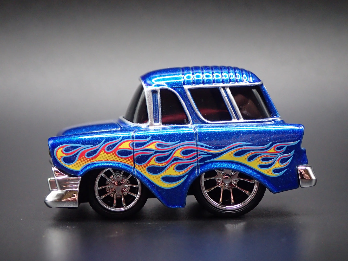 1956 56 CHEVY CHEVROLET NOMAD WAGON TUNED 1:64 SCALE DIORAMA DIECAST MODEL CAR