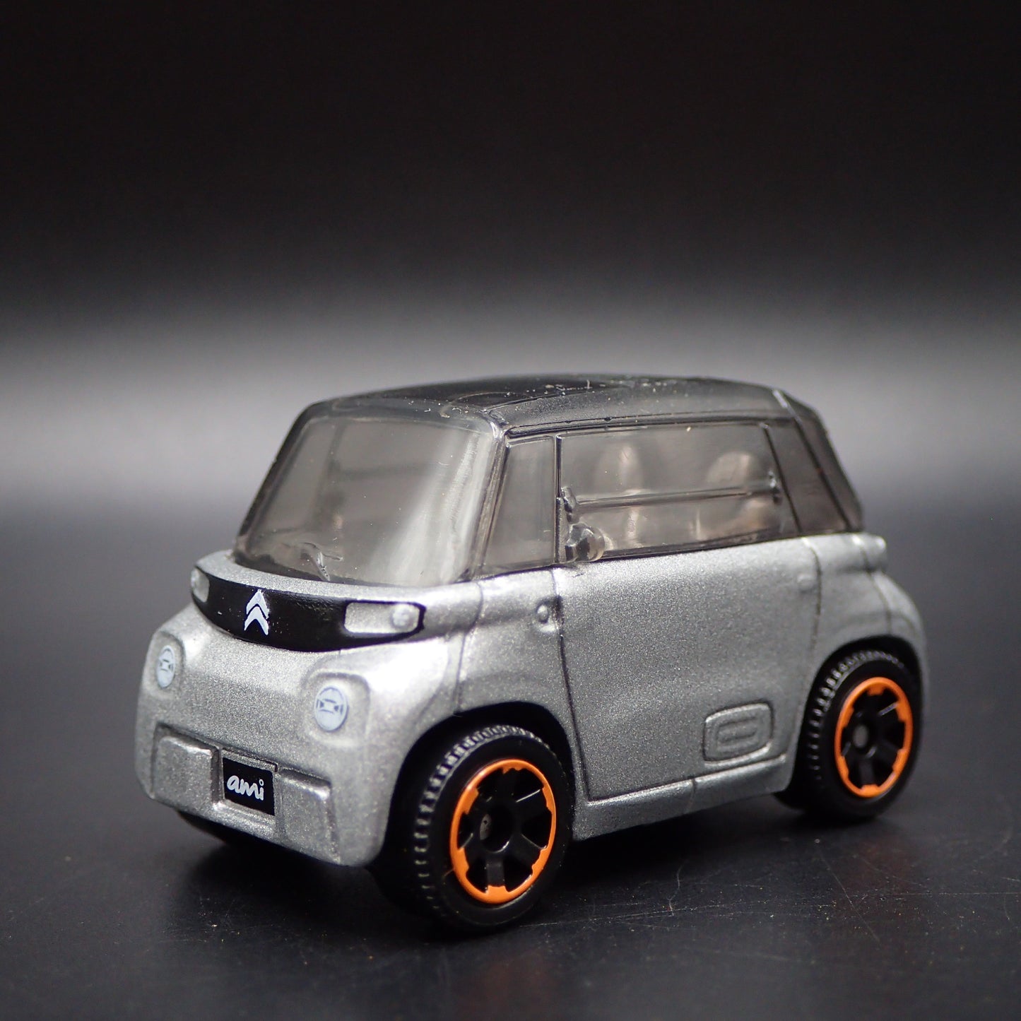 2020-2025 CITROEN AMI ELECTRIC 1:64 SCALE COLLECTIBLE DIORAMA DIECAST MODEL CAR