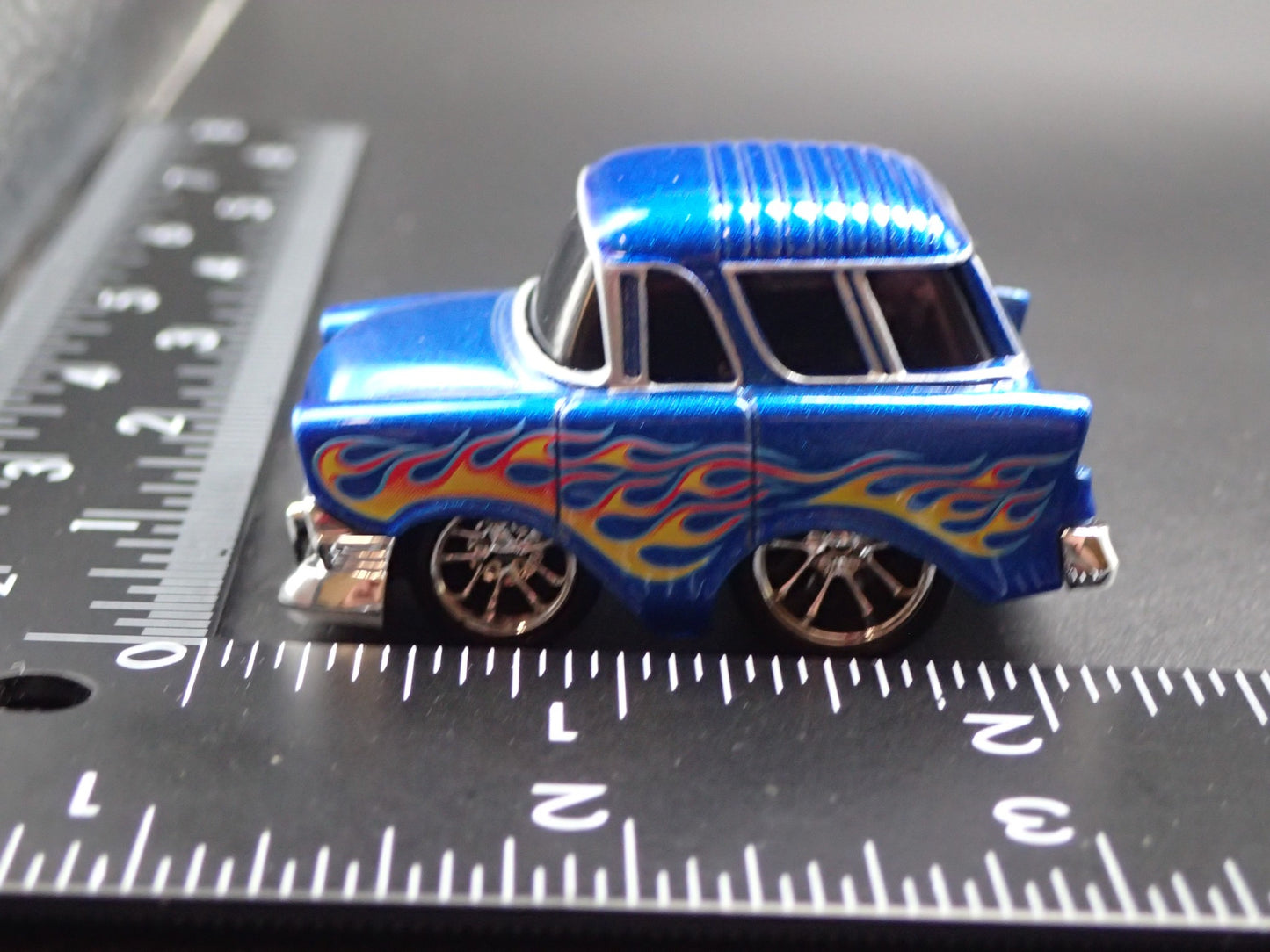 1956 56 CHEVY CHEVROLET NOMAD WAGON TUNED 1:64 SCALE DIORAMA DIECAST MODEL CAR