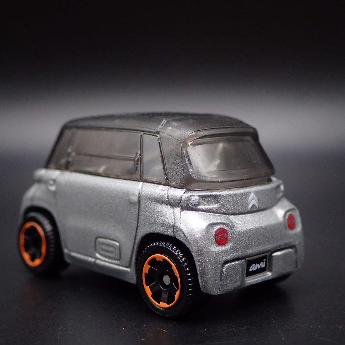 2020-2025 CITROEN AMI ELECTRIC 1:64 SCALE COLLECTIBLE DIORAMA DIECAST MODEL CAR