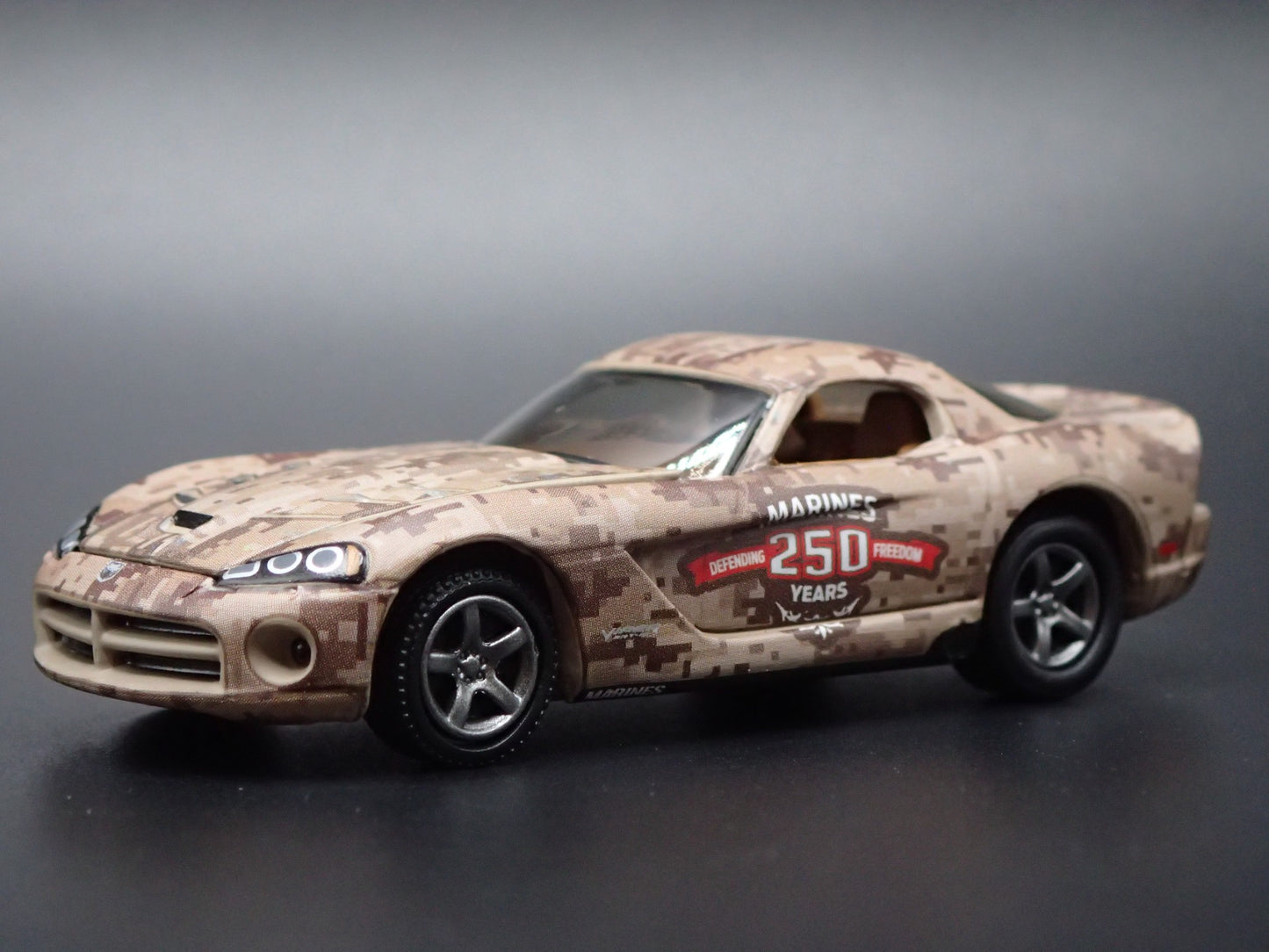 2008-2010 DODGE VIPER SRT10 MARINES 250 ANNIVERSARY 1/64 SCALE DIECAST MODEL CAR