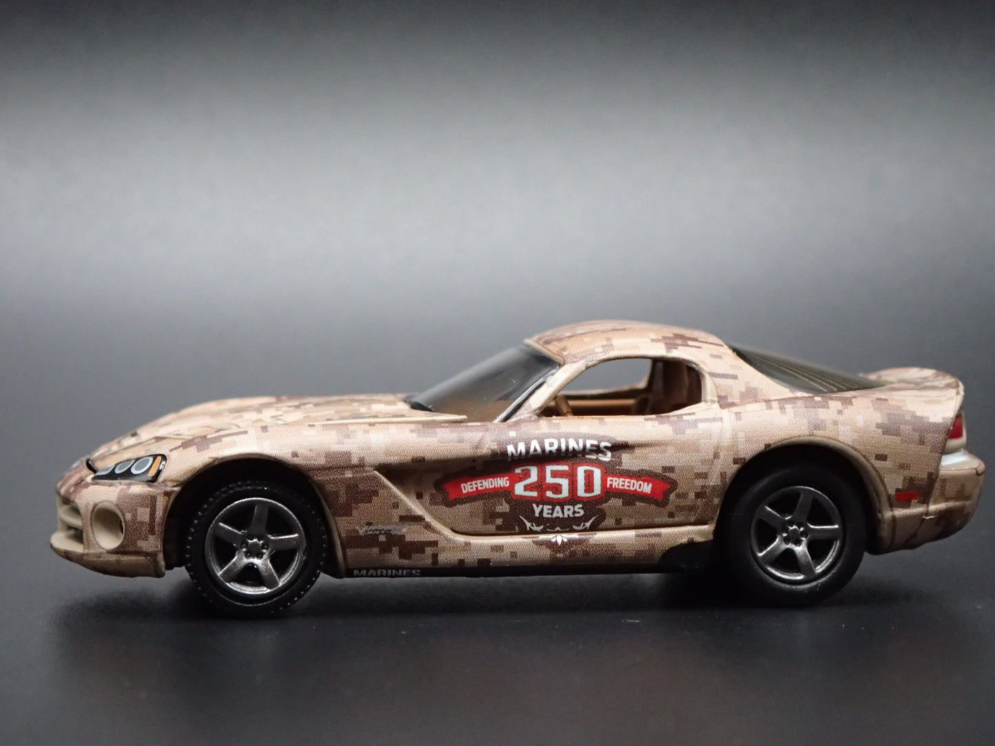 2008-2010 DODGE VIPER SRT10 MARINES 250 ANNIVERSARY 1/64 SCALE DIECAST MODEL CAR
