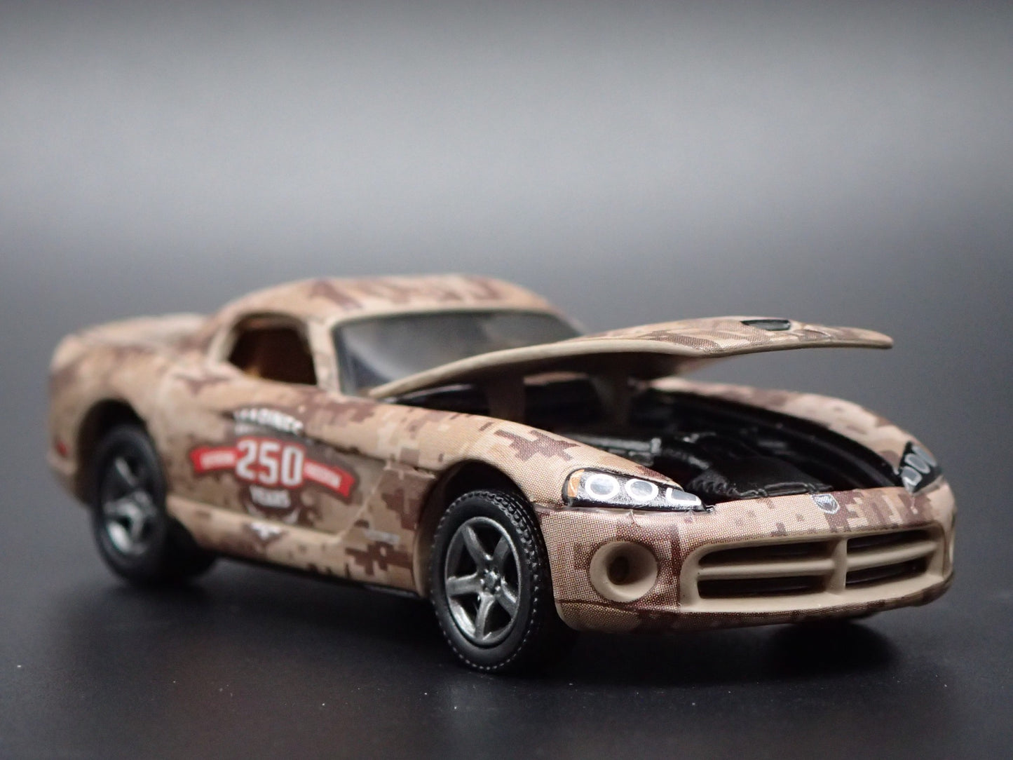 2008-2010 DODGE VIPER SRT10 MARINES 250 ANNIVERSARY 1/64 SCALE DIECAST MODEL CAR