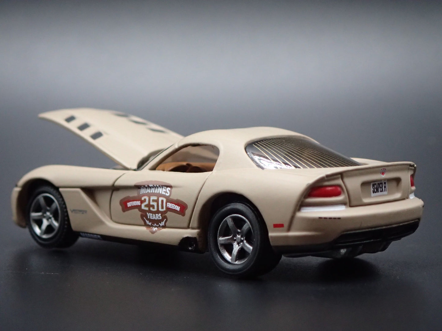 2008-2010 DODGE VIPER SRT10 MARINES 250 ANNIVERSARY 1/64 SCALE DIECAST MODEL CAR