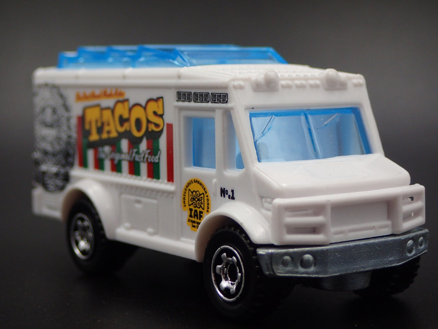 FOOD TRUCK FAST FOOD TACOS 1:64 MB SCALE COLLECTIBLE DIORAMA DIECAST MODEL CAR