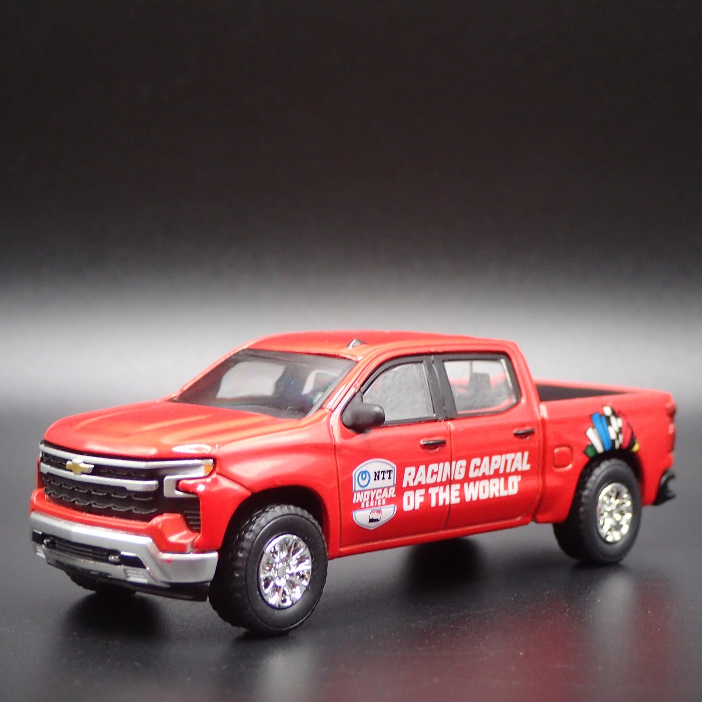 2023 23 CHEVY CHEVROLET SILVERADO INDY 500 TRUCK W HITCH 1:64 DIECAST MODEL CAR