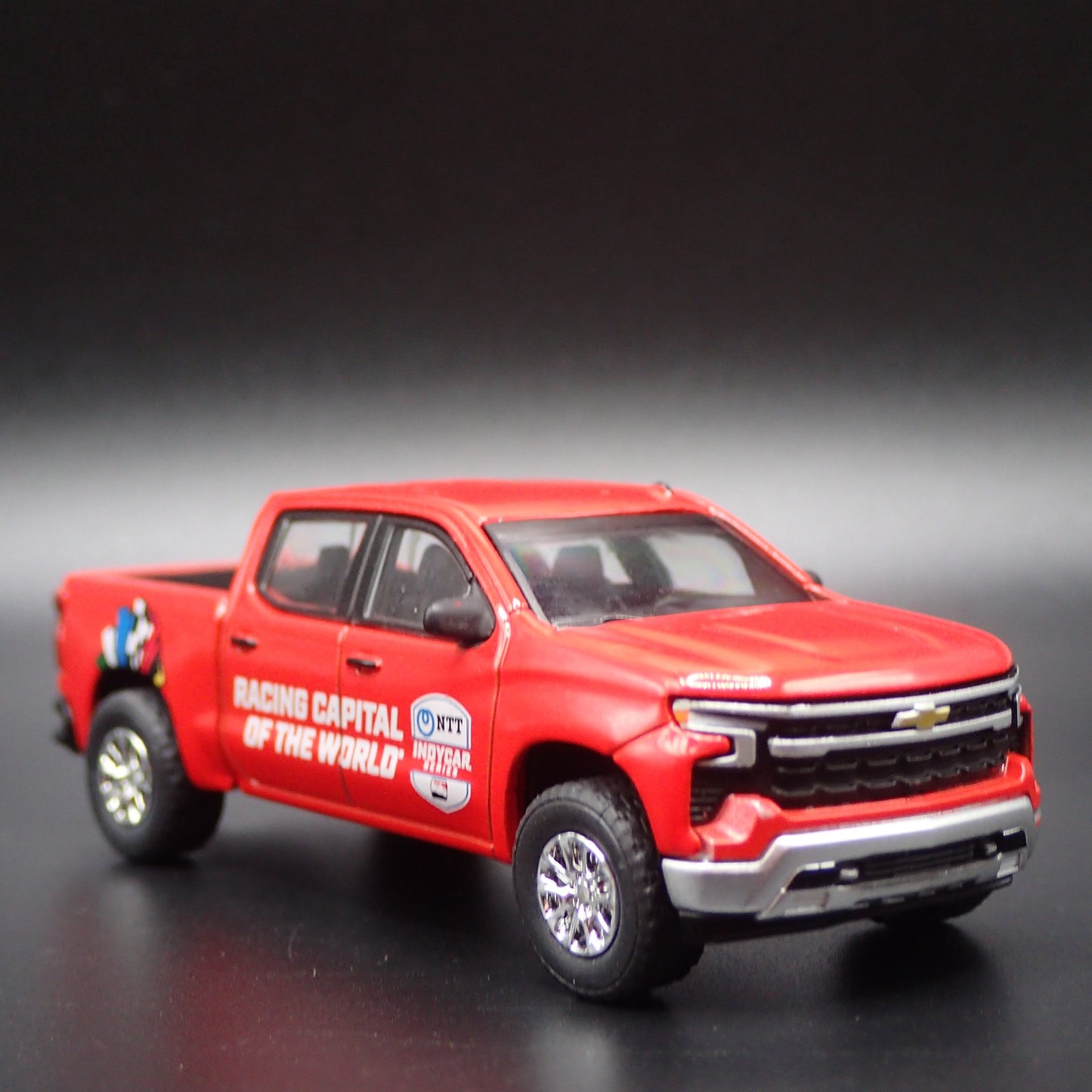 2023 23 CHEVY CHEVROLET SILVERADO INDY 500 TRUCK W HITCH 1:64 DIECAST MODEL CAR