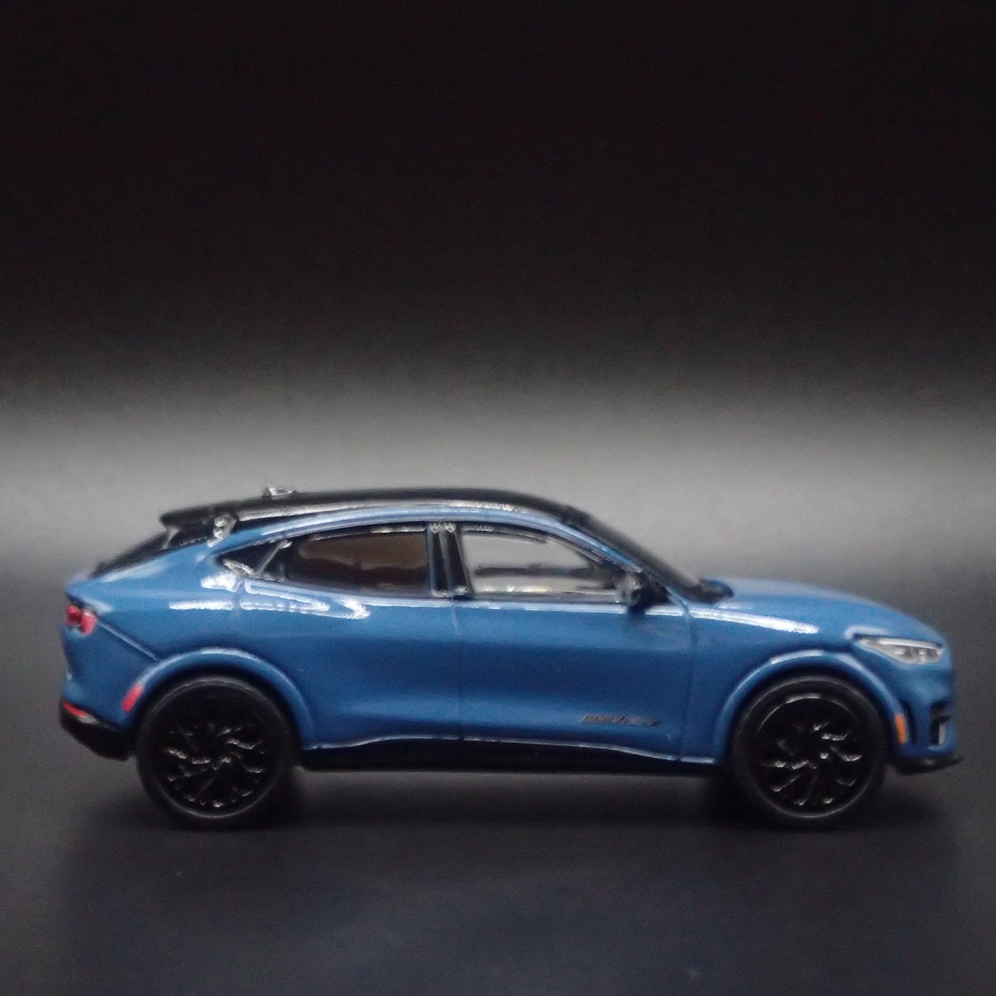 2021-2025 FORD MUSTANG MACH E GT ELECTRIC SUV BLUE 1/64 SCALE DIECAST MODEL CAR