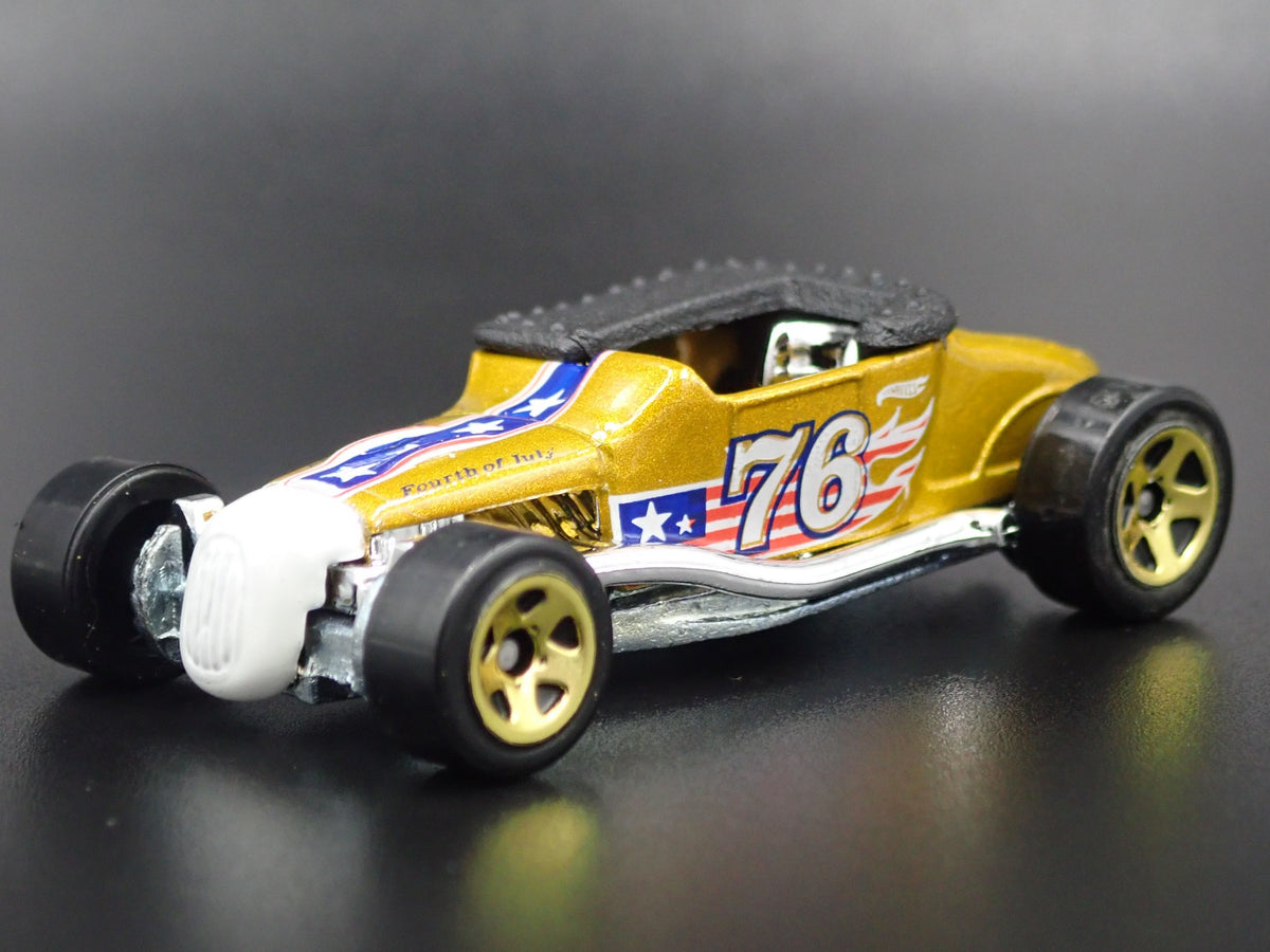 1927 FORD TRACK T ROADSTER RARE 1:64 SCALE COLLECTIBLE DIORAMA DIECAST MODEL CAR-Burning Rubber Toy Company