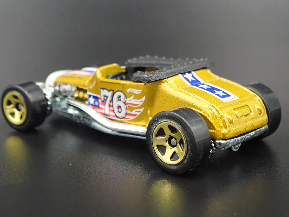 1927 FORD TRACK T ROADSTER RARE 1:64 SCALE COLLECTIBLE DIORAMA DIECAST MODEL CAR-Burning Rubber Toy Company