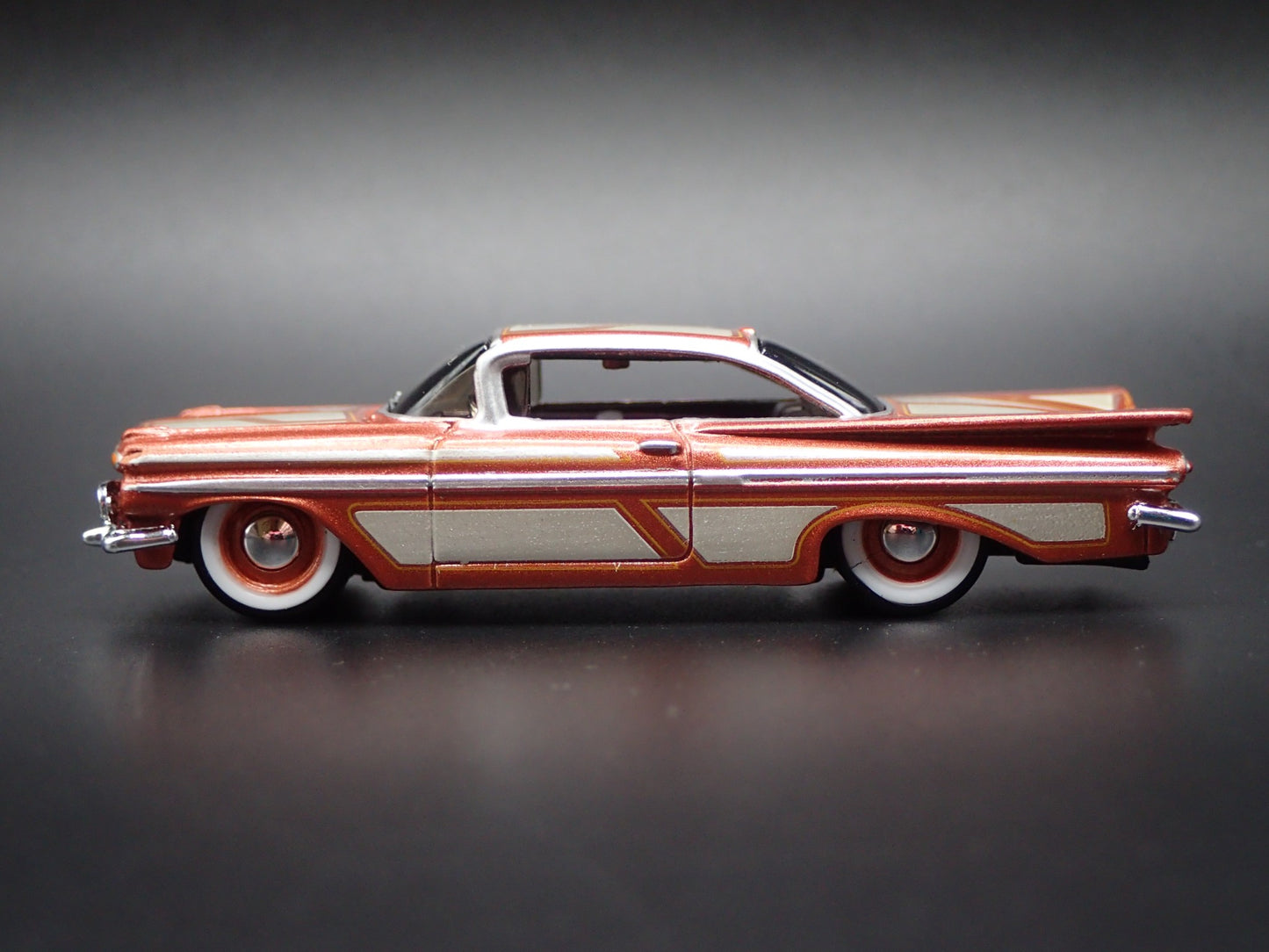 1959 59 CHEVY CHEVROLET IMPALA BROWN 1:64 SCALE COLLECTIBLE DIECAST MODEL CAR