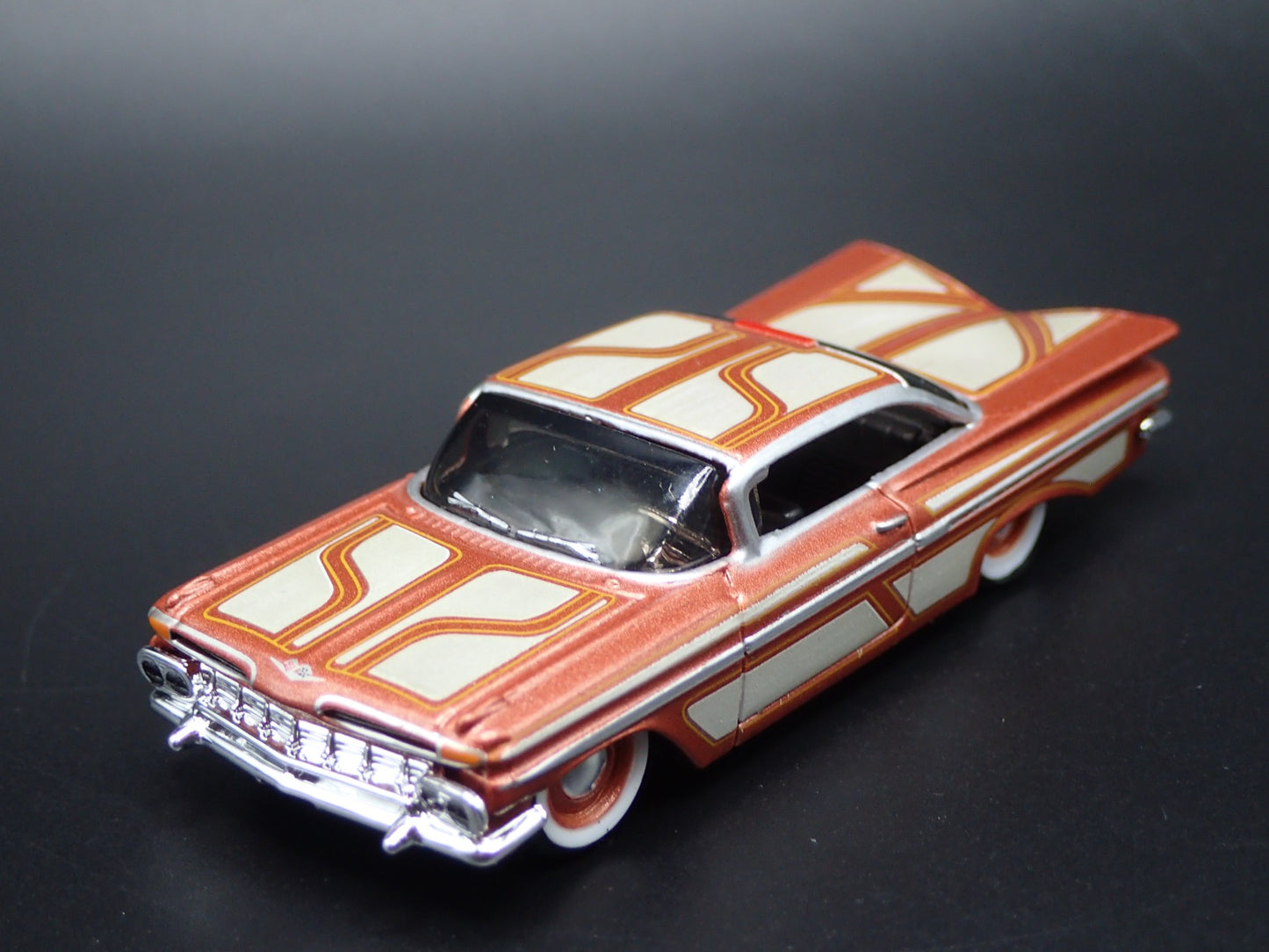 1959 59 CHEVY CHEVROLET IMPALA BROWN 1:64 SCALE COLLECTIBLE DIECAST MODEL CAR