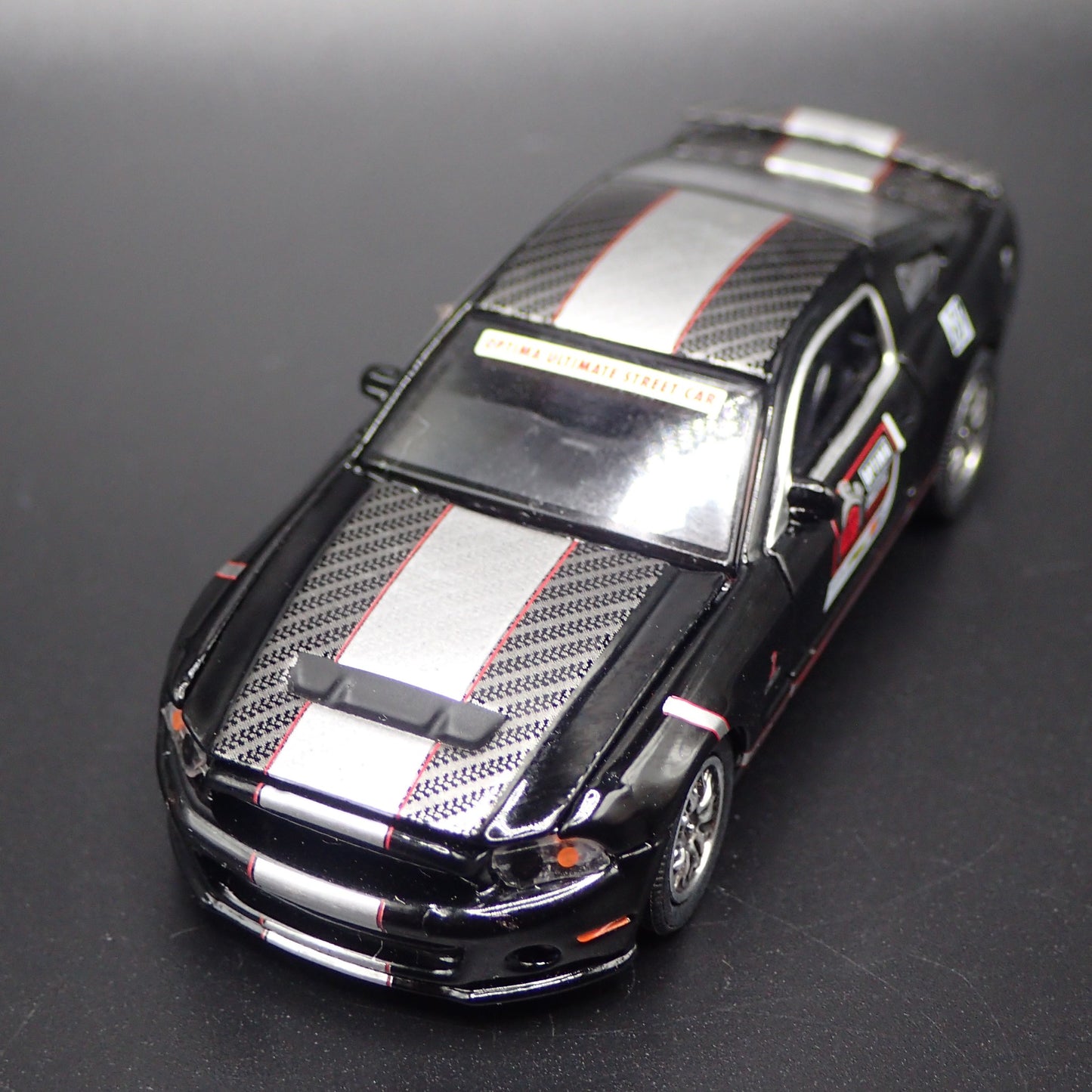 2010 10 FORD MUSTANG SHELBY GT500 OPTIMA 1:64 SCALE DIORAMA DIECAST MODEL CAR