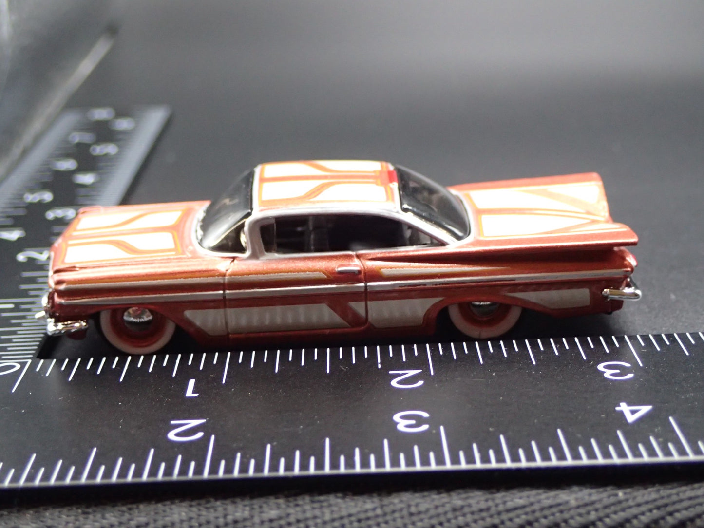 1959 59 CHEVY CHEVROLET IMPALA BROWN 1:64 SCALE COLLECTIBLE DIECAST MODEL CAR