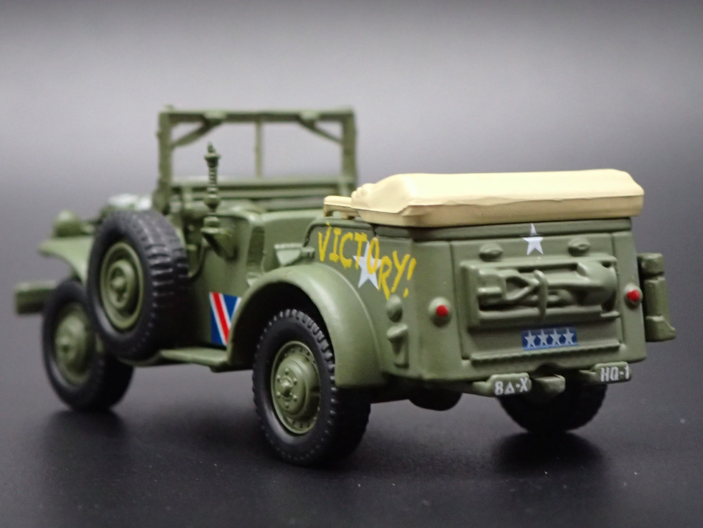 WWII DODGE WC57 COMMAND CAR ARMY MILITARY V-E DAY 1:64 SCALE DIECAST MODEL CAR