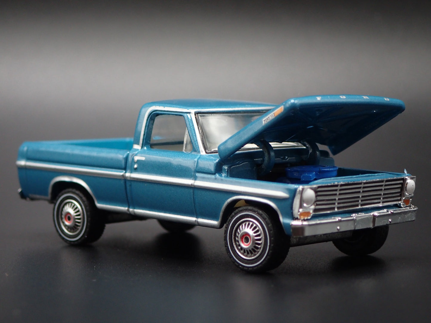 1967 67 FORD F100 SHORTBED PICKUP TRUCK W HITCH 1:64 SCALE DIECAST MODEL CAR