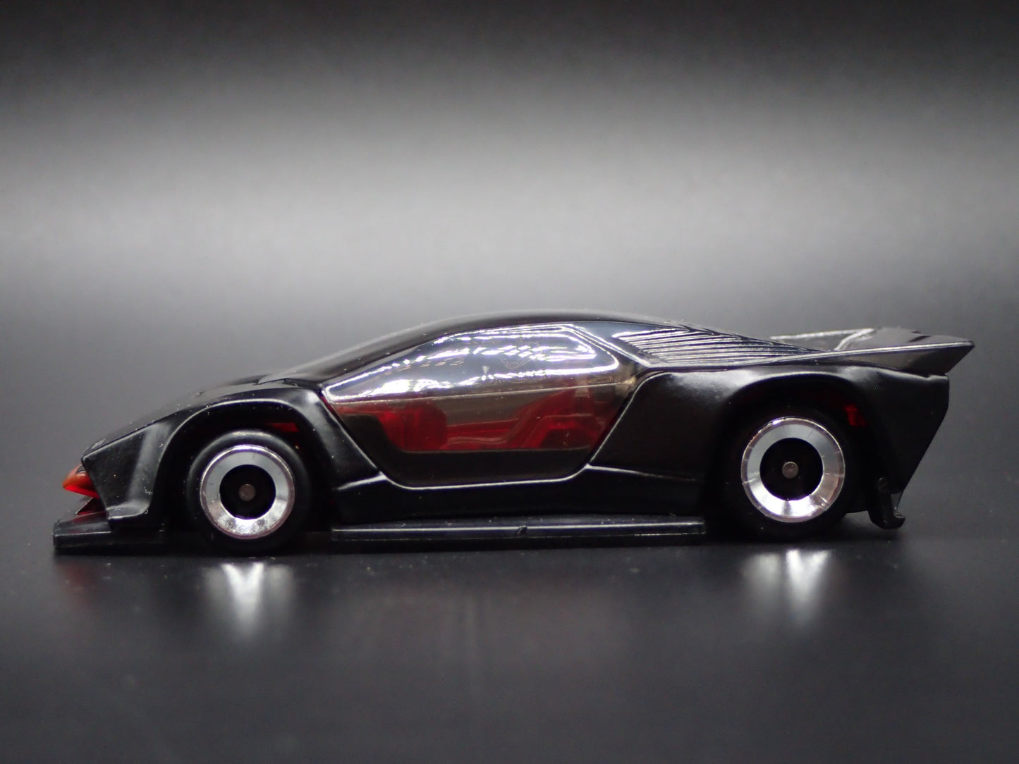 KNIGHT RIDER KITT CONCEPT FUTURISTIC BLACK 1:64 SCALE DIORAMA DIECAST MODEL CAR