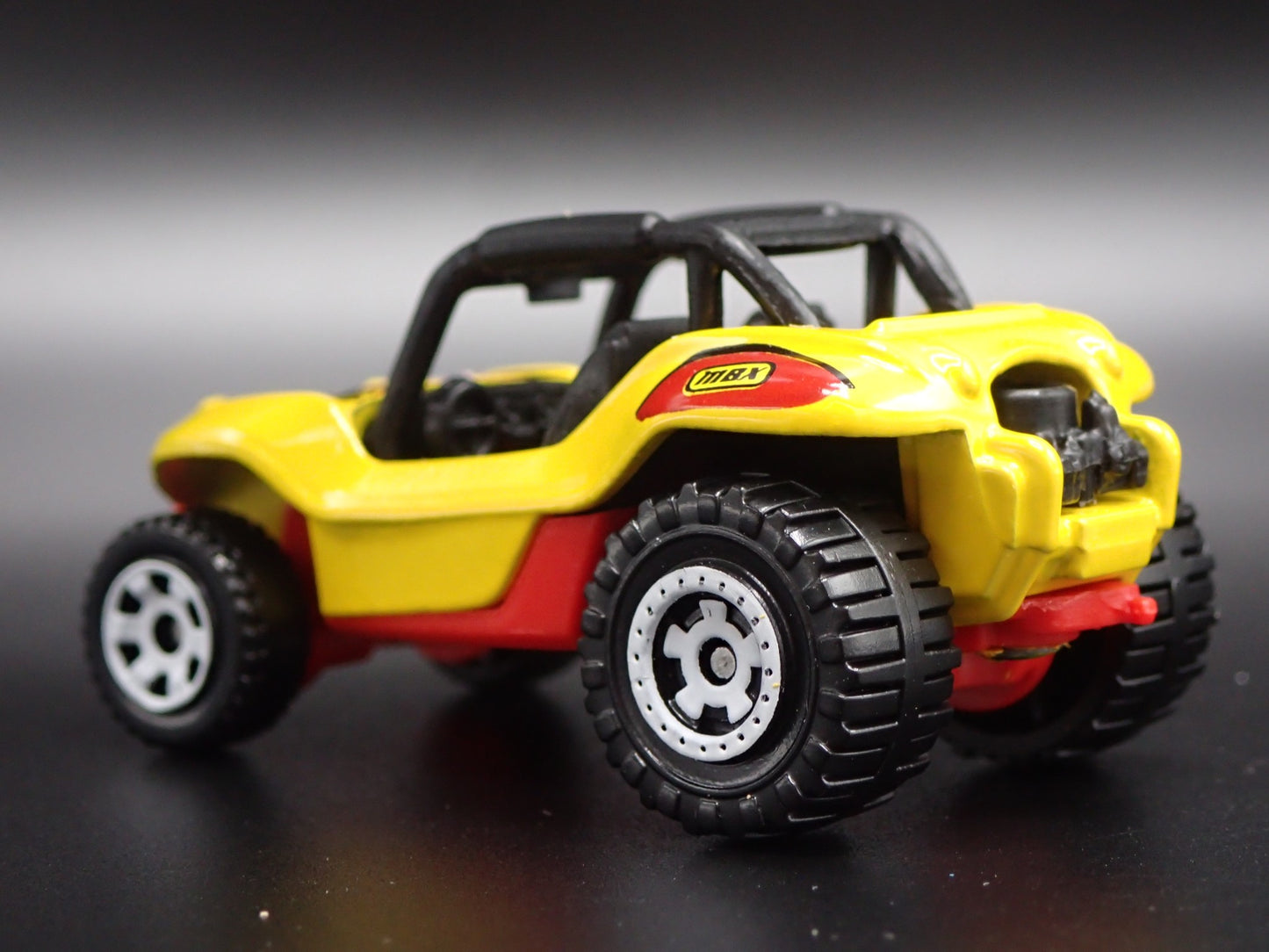 1965-1971 VW VOLKSWAGEN DUNE  BUGGY MANX 1:64 SCALE DIORAMA DIECAST MODEL CAR