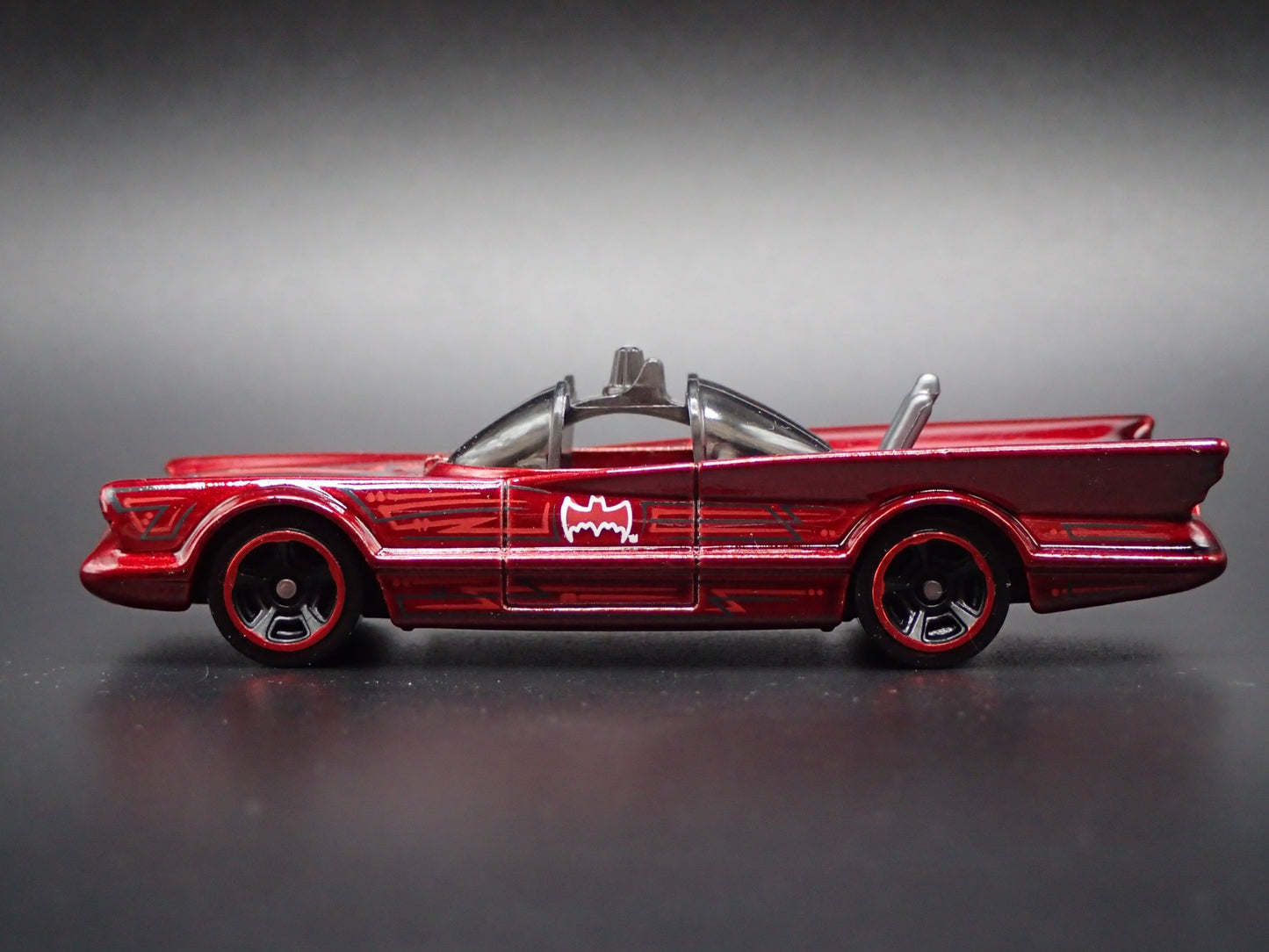 1966 66 BATMAN BATMOBILE ADAM WEST RED 1/64 SCALE COLLECTIBLE DIECAST MODEL CAR