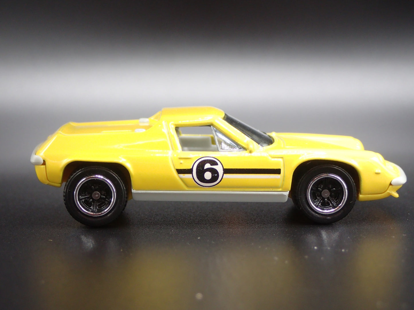 1966-1975 LOTUS EUROPA SPECIAL YELLOW 1/64 SCALE DIORAMA DIECAST MODEL CAR