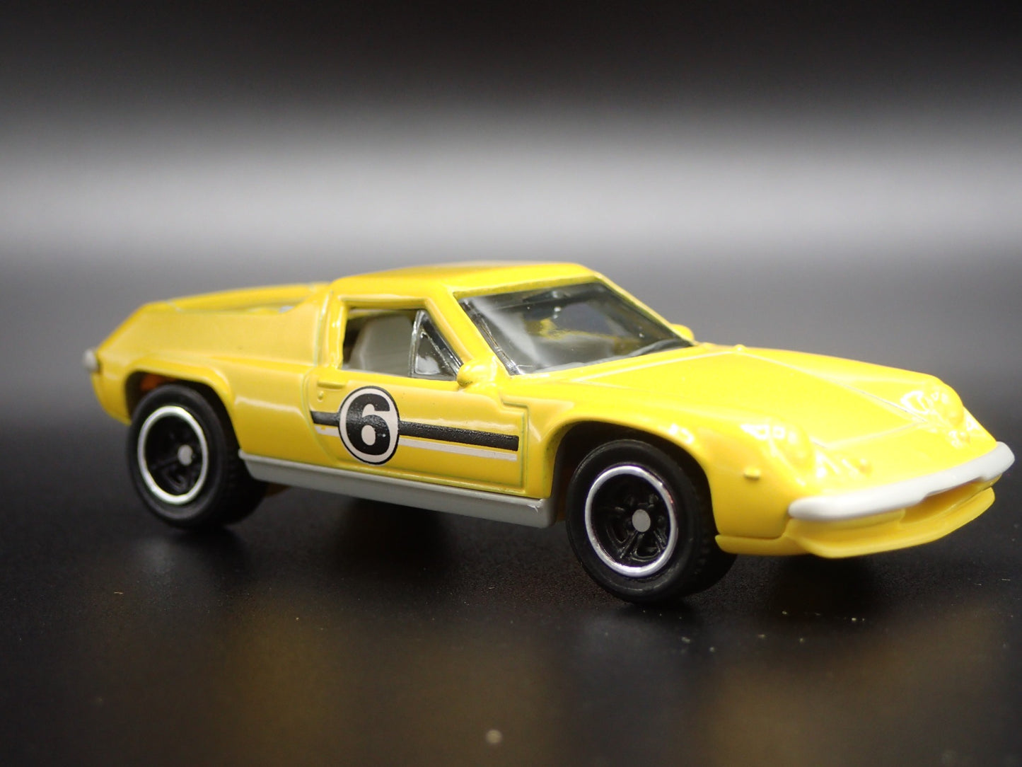 1966-1975 LOTUS EUROPA SPECIAL YELLOW 1/64 SCALE DIORAMA DIECAST MODEL CAR