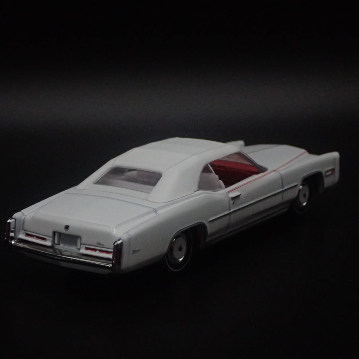 1976 76 CADDY CADILLAC ELDORADO CONVERTIBLE 1:64 SCALE DIORAMA DIECAST MODEL CAR-Burning Rubber Toy Company