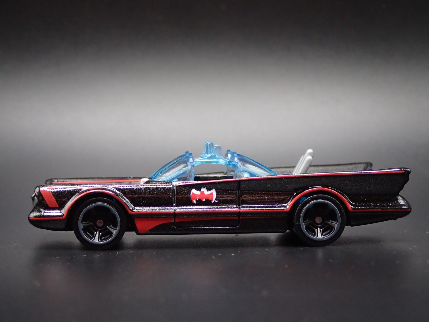 1966 66 BATMAN BATMOBILE ADAM WEST RARE 1/64 SCALE COLLECTIBLE DIECAST MODEL CAR
