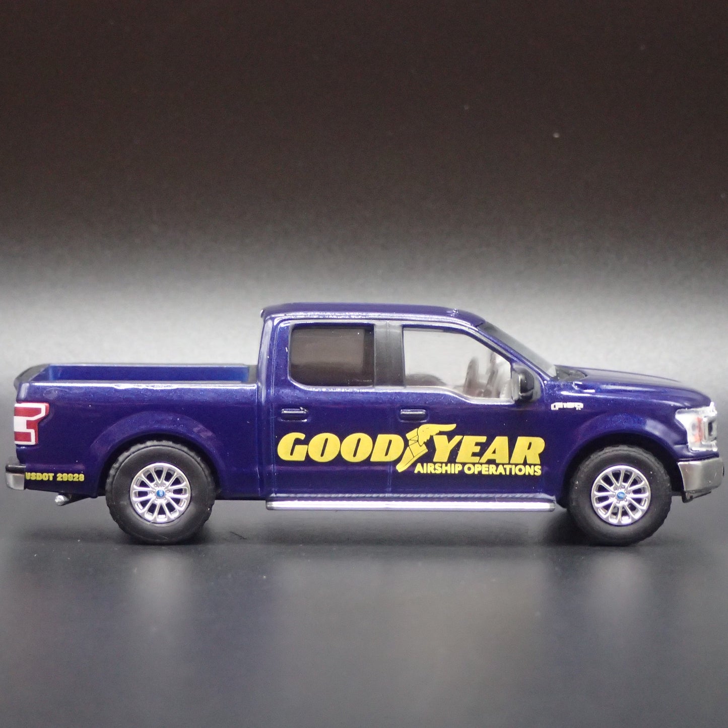 2015-2020 FORD F150 PICKUP TRUCK GOODYEAR 1:64 SCALE DIORAMA DIECAST MODEL CAR