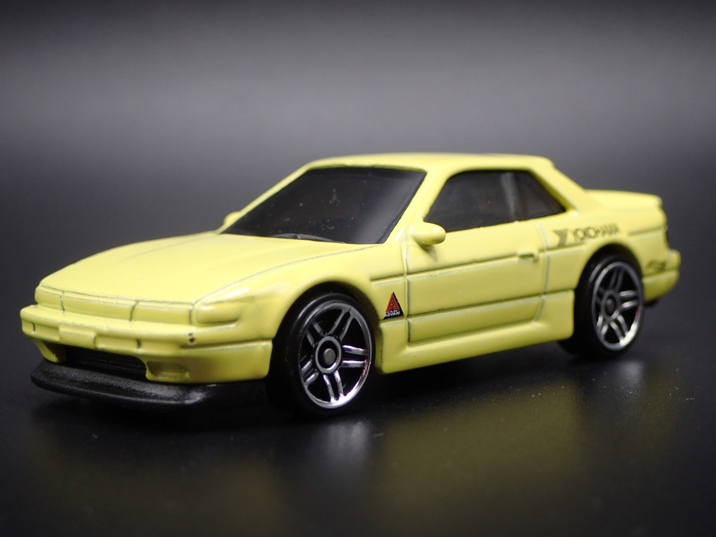 1988-1993 NISSAN SILVIA S13 YOKOHAMA 1:64 SCALE DIORAMA DIECAST MODEL CAR
