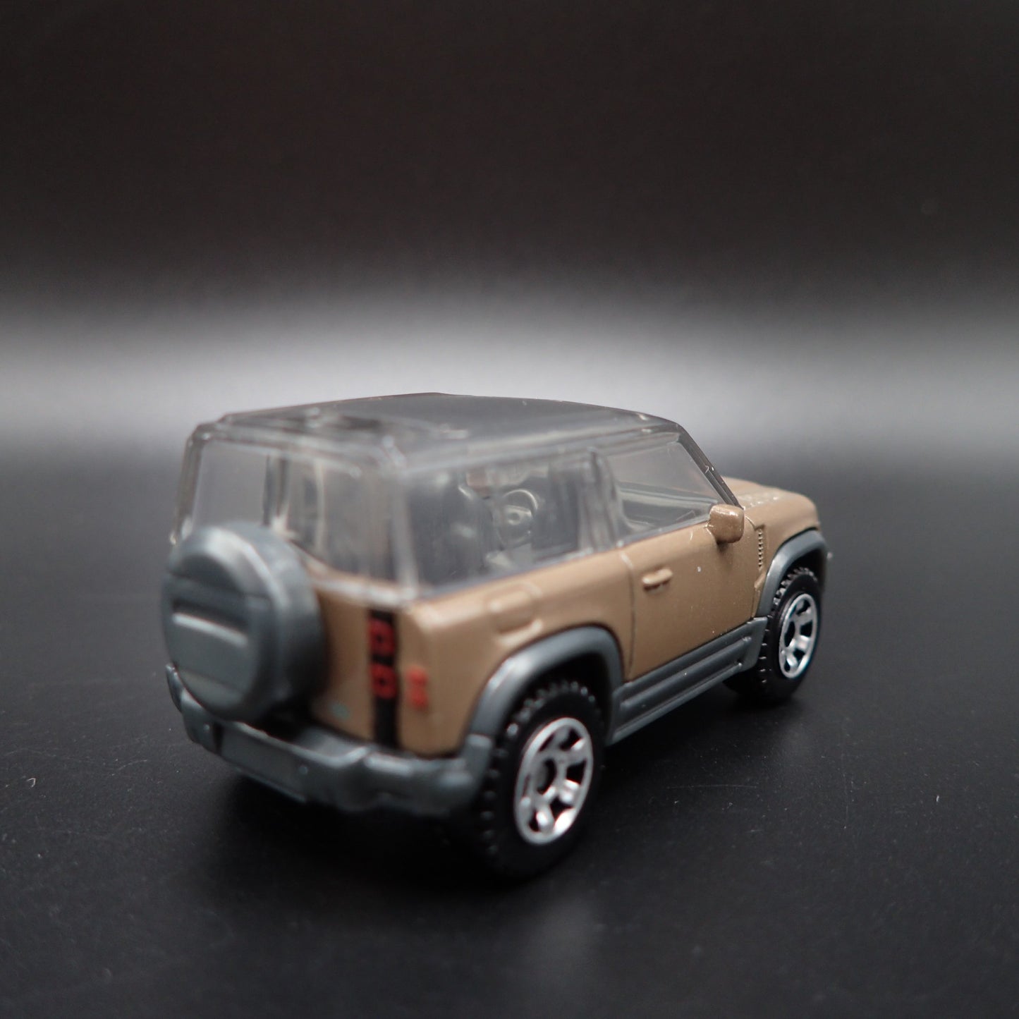 2020-2025 LAND ROVER DEFENDER 90 BROWN 1/64 SCALE DIORAMA DIECAST MODEL CAR