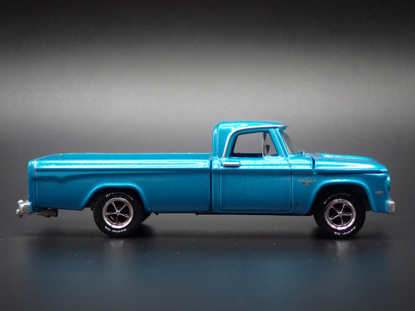 1967 67 DODGE D200 PICKUP TRUCK w HITCH TEAL 1/64 SCALE DIECAST MODEL CAR