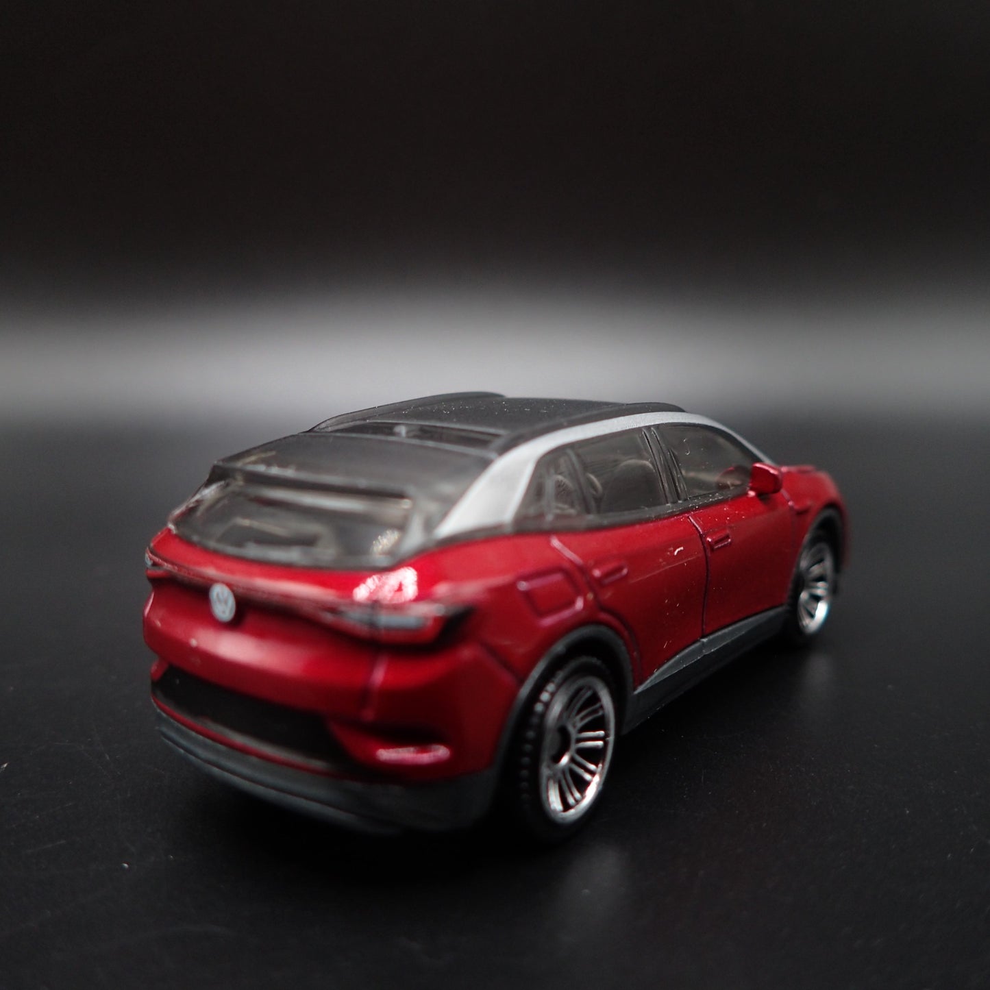 2020-2025 VW VOLKSWAGEN ID 4 ID4 ELECTRIC CAR 1:64 SCALE DIECAST MODEL CAR