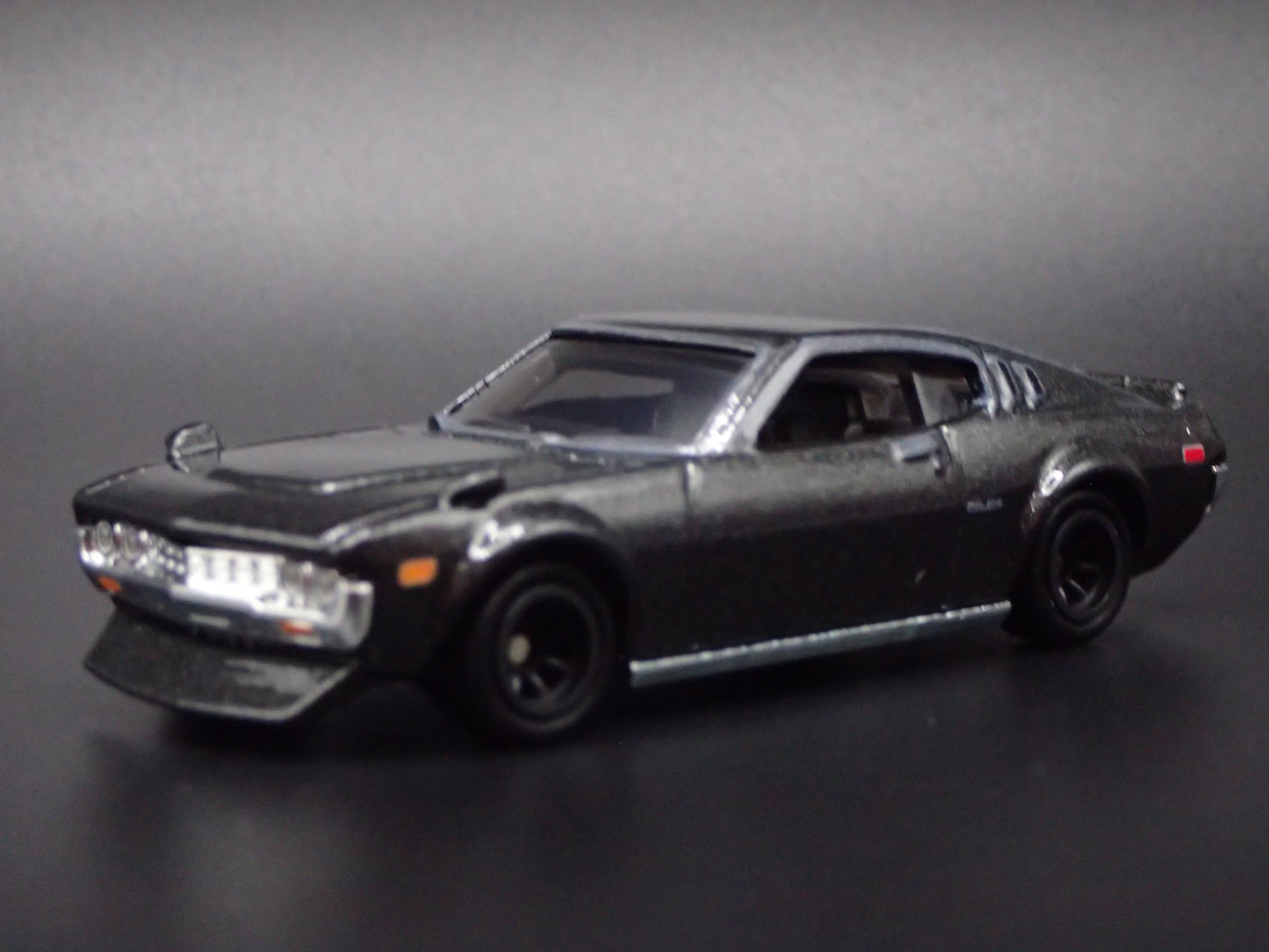 1970-1977 TOYOTA CELICA GT GRAY 1:64 SCALE COLLECTIBLE DIORAMA DIECAST MODEL CAR