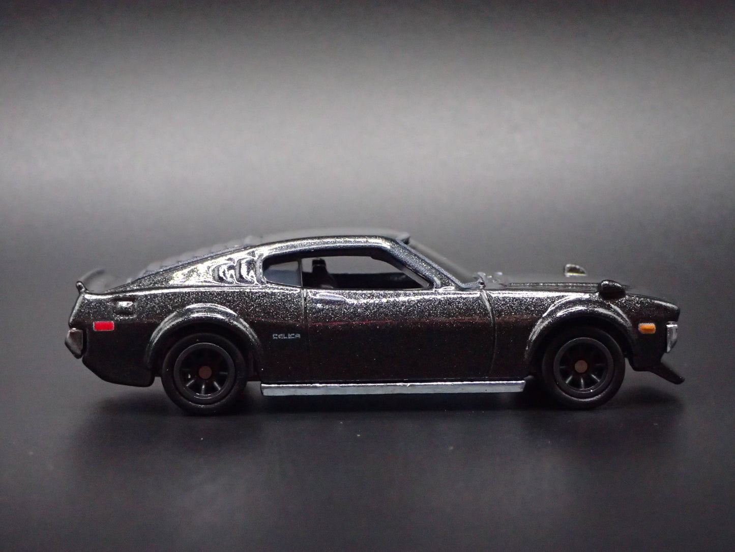 1970-1977 TOYOTA CELICA GT GRAY 1:64 SCALE COLLECTIBLE DIORAMA DIECAST MODEL CAR