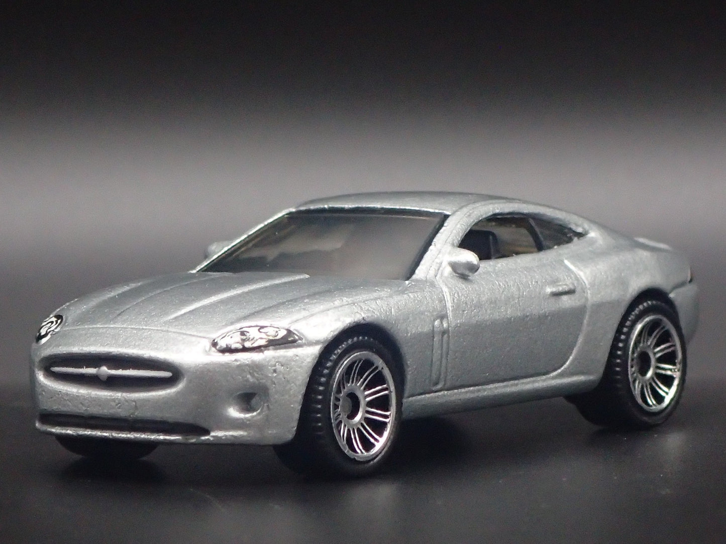 2006-2014 JAGUAR XK SILVER 1/64 SCALE COLLECTIBLE DIORAMA DIECAST MODEL CAR