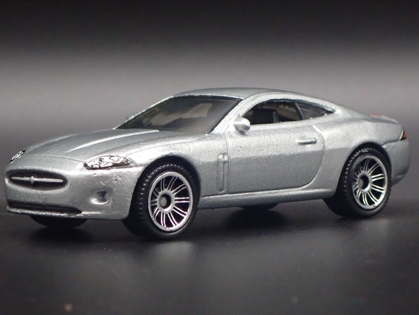 2006-2014 JAGUAR XK SILVER 1/64 SCALE COLLECTIBLE DIORAMA DIECAST MODEL CAR
