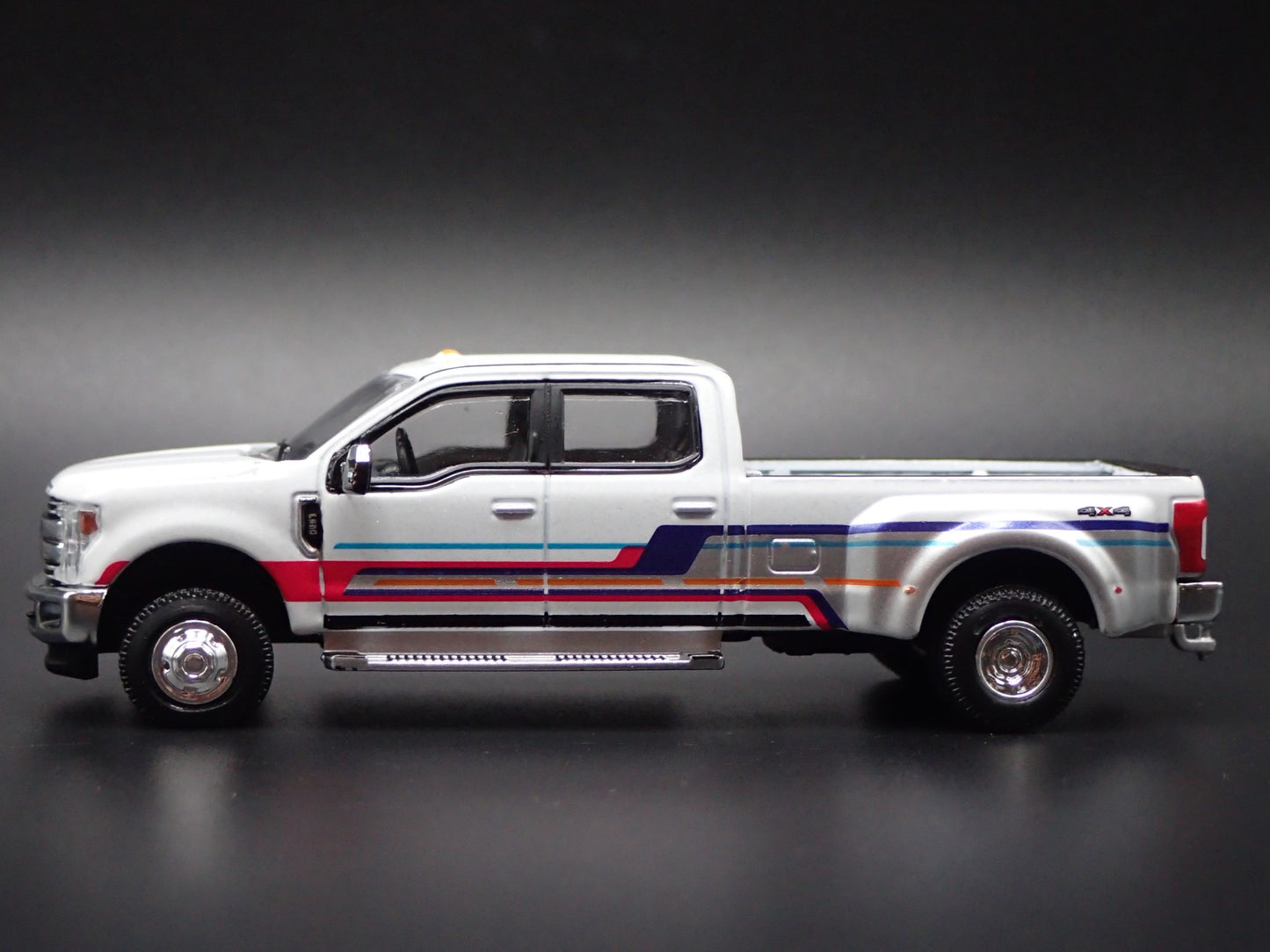 2019 19 FORD F350 DUALLY PICKUP TRUCK w HITCH WHITE 1:64 SCALE DIECAST MODEL CAR