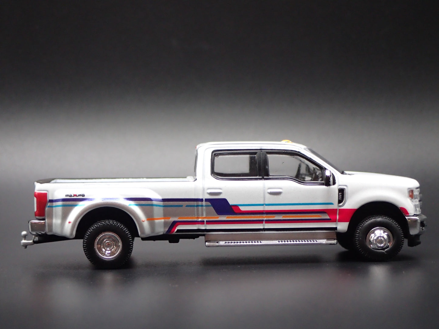 2019 19 FORD F350 DUALLY PICKUP TRUCK w HITCH WHITE 1:64 SCALE DIECAST MODEL CAR