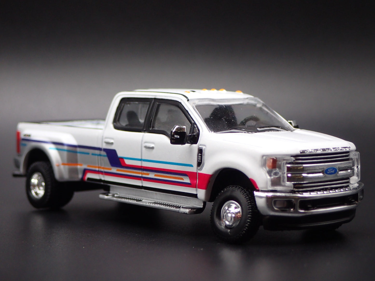 2019 19 FORD F350 DUALLY PICKUP TRUCK w HITCH WHITE 1:64 SCALE DIECAST MODEL CAR