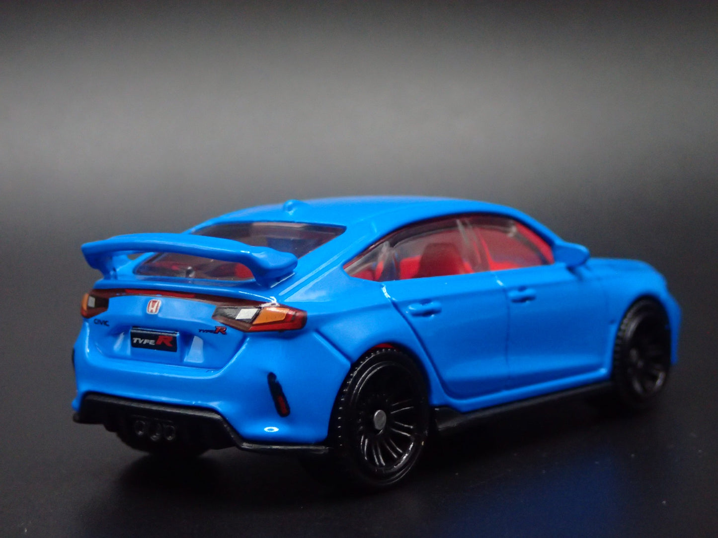 2022-2025 HONDA CIVIC TYPE R 1:64 SCALE COLLECTIBLE DIORAMA DIECAST MODEL CAR