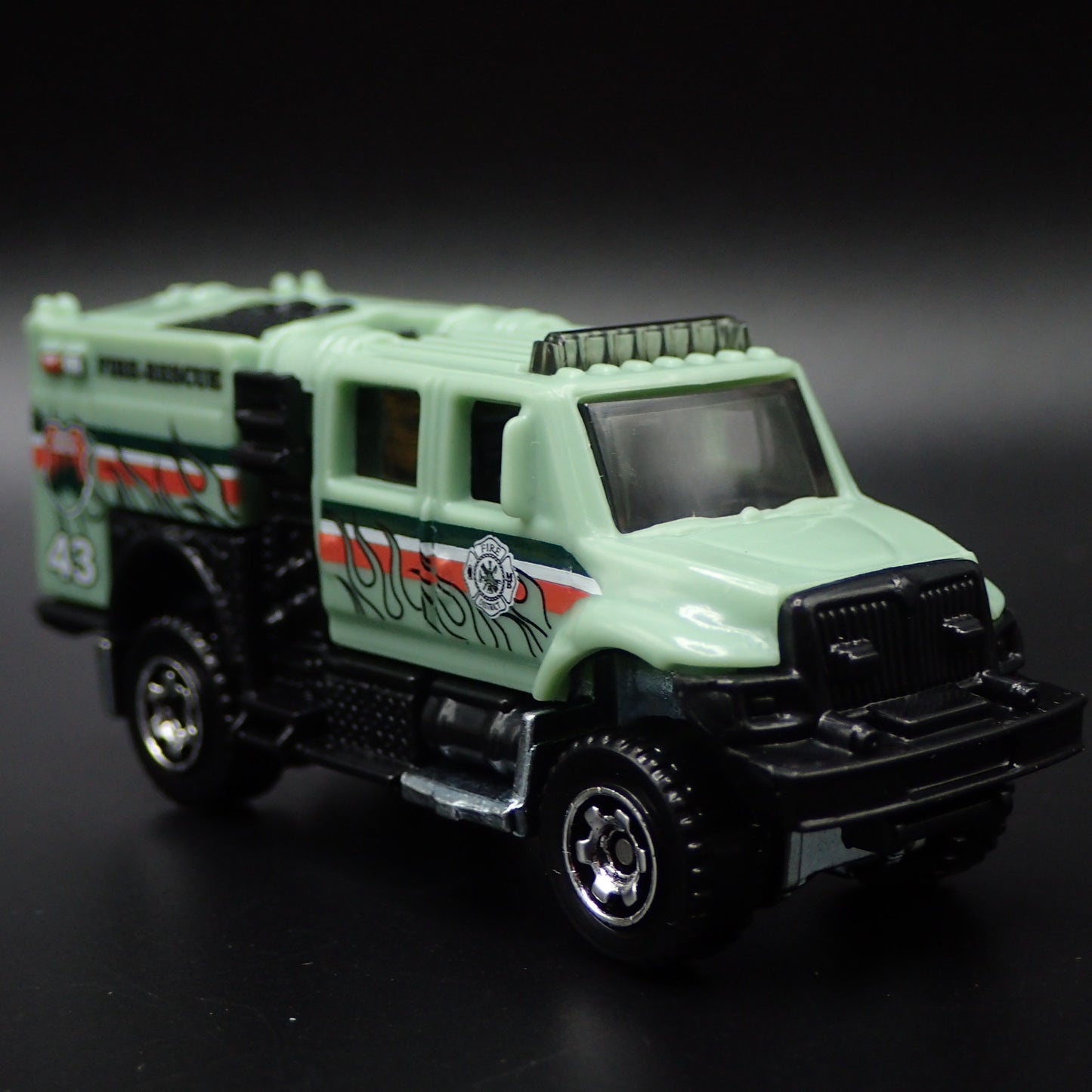 CAL FIRE INTERNATIONAL WORKSTAR BRUSH FIRE TRUCK 1:64 MB SCALE DIECAST MODEL CAR