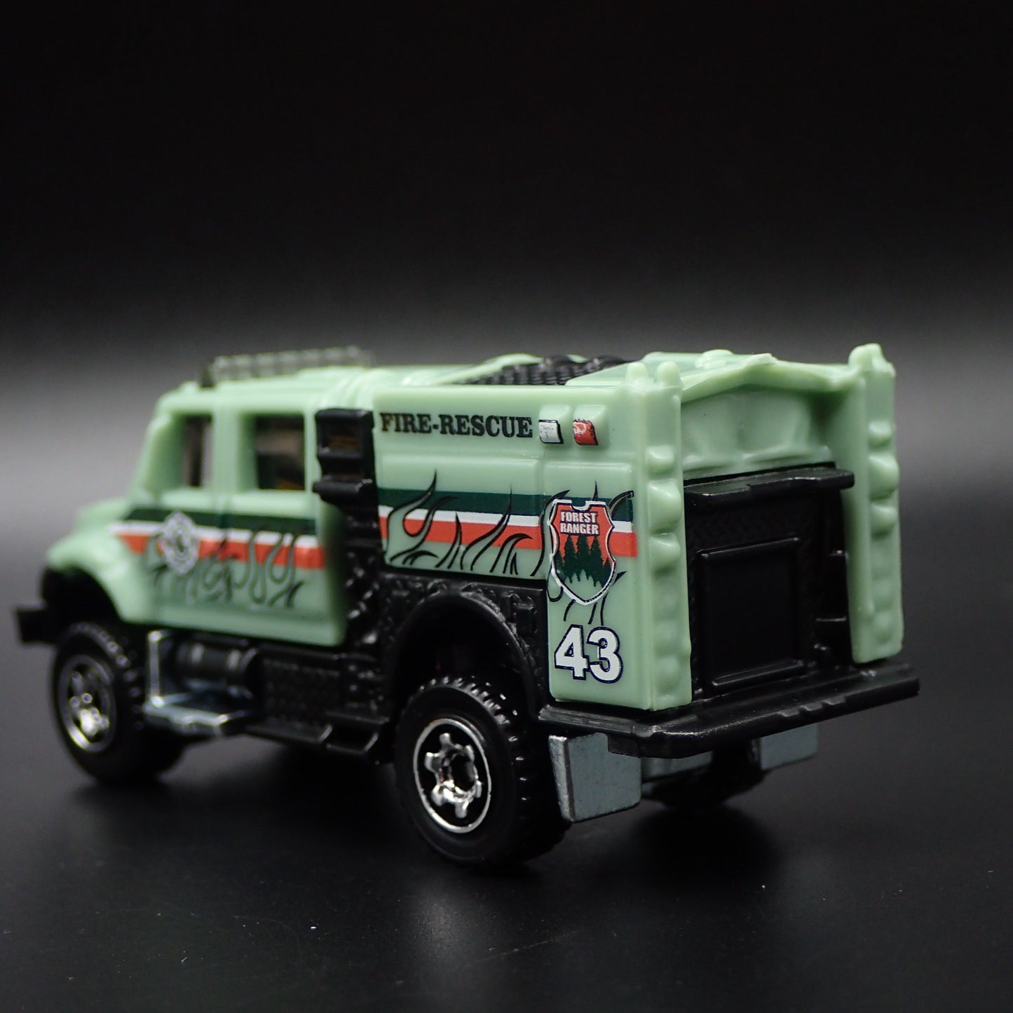 CAL FIRE INTERNATIONAL WORKSTAR BRUSH FIRE TRUCK 1:64 MB SCALE DIECAST MODEL CAR