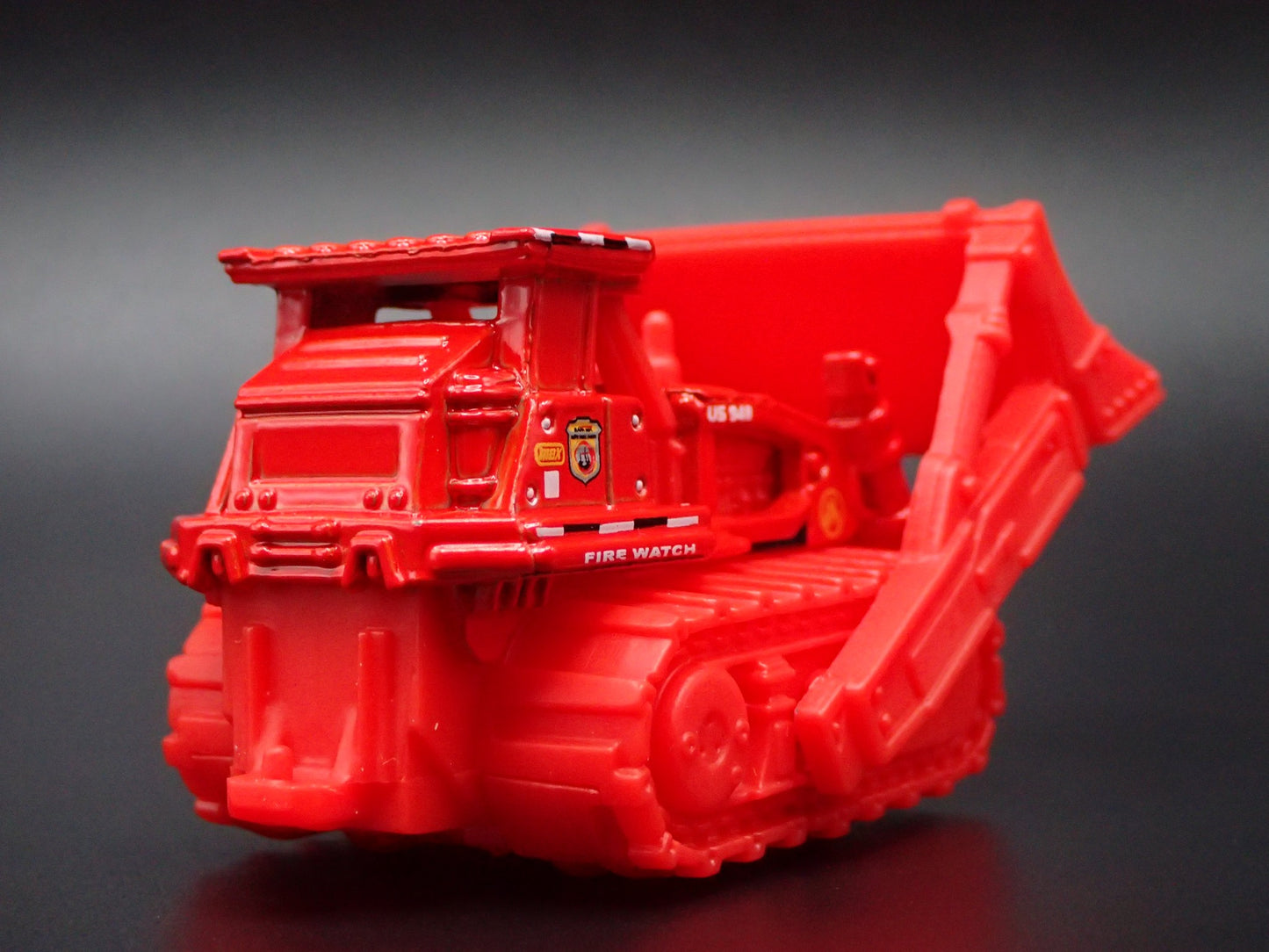 BULLDOZER W HITCH RED 1:64 MB SCALE COLLECTIBLE DIORAMA DIECAST MODEL CAR