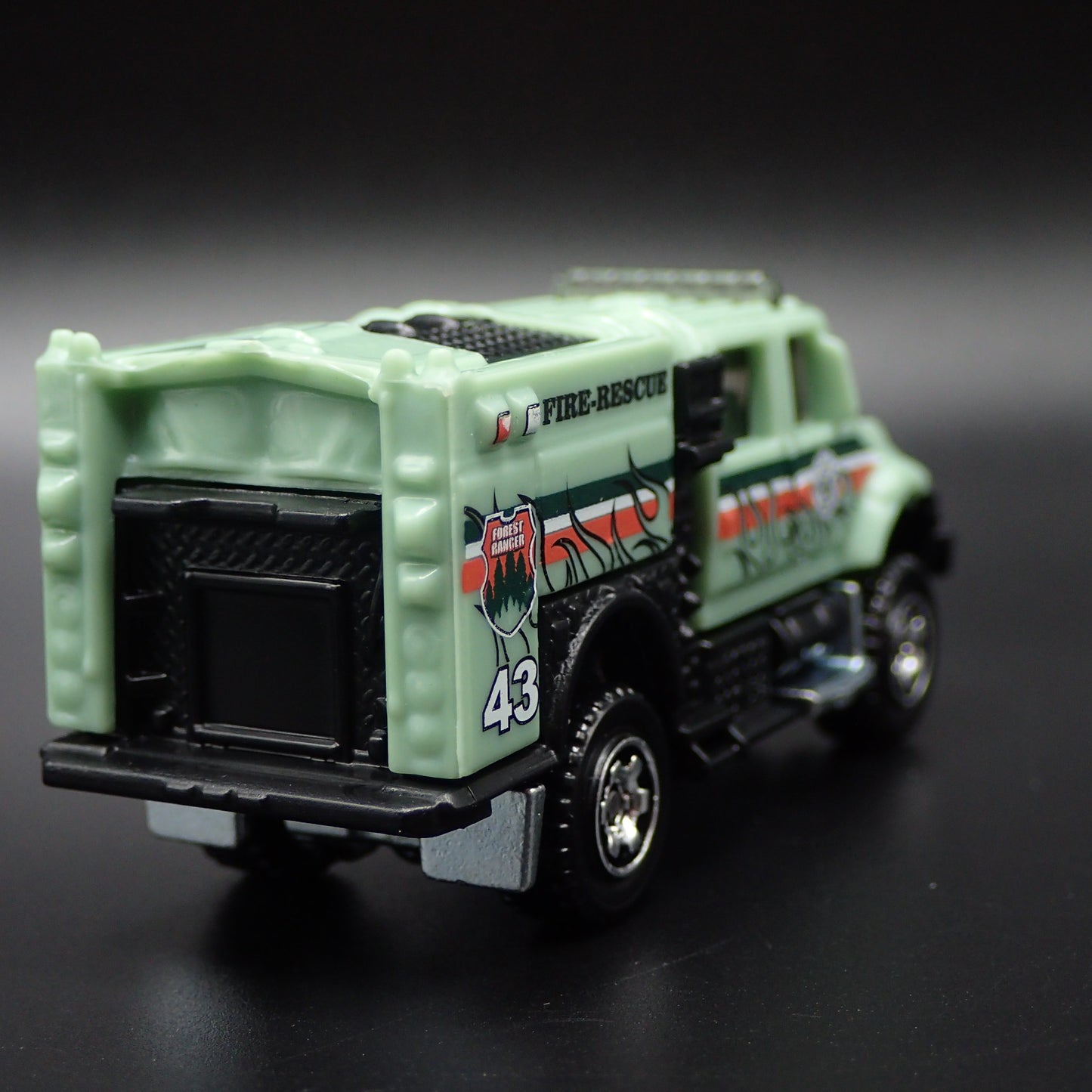 CAL FIRE INTERNATIONAL WORKSTAR BRUSH FIRE TRUCK 1:64 MB SCALE DIECAST MODEL CAR