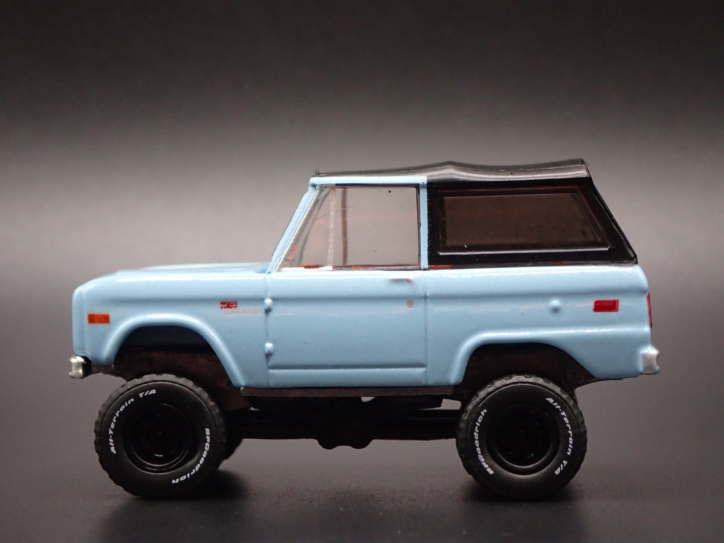 1972 72 FORD BRONCO SUV 4X4 TEAL 1:64 SCALE COLLECTIBLE DIECAST MODEL CAR
