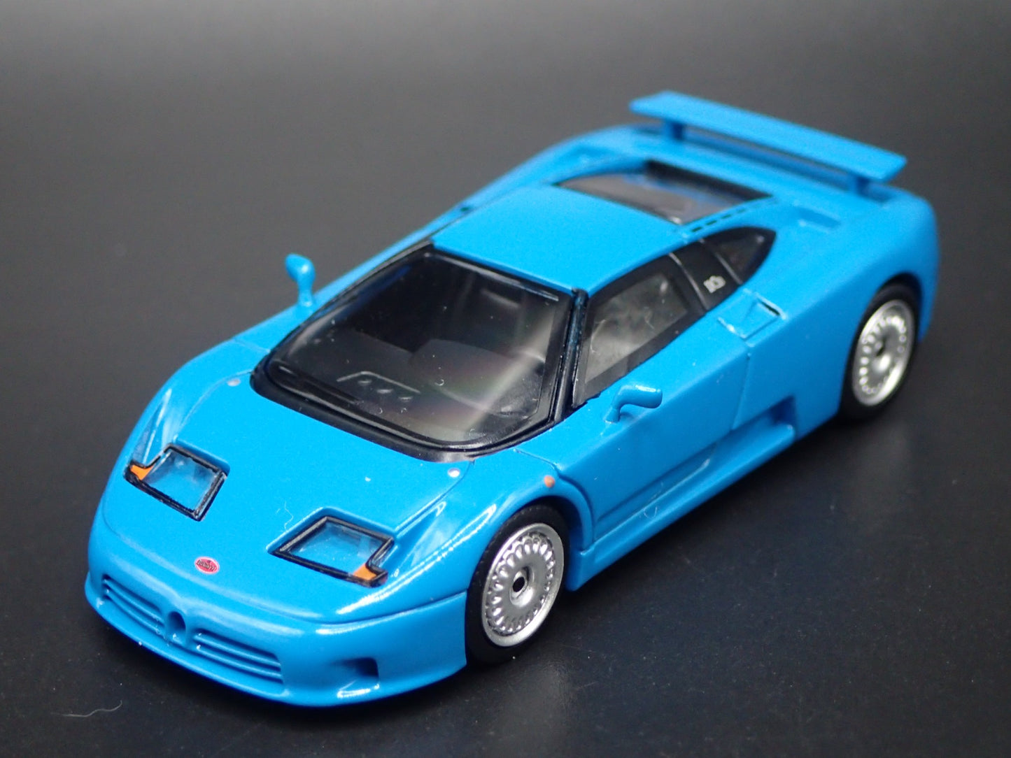 1991-1995 BUGATTI EB110 GT SUPER CAR BLUE 1:64 SCALEDIORAMA DIECAST MODEL CAR
