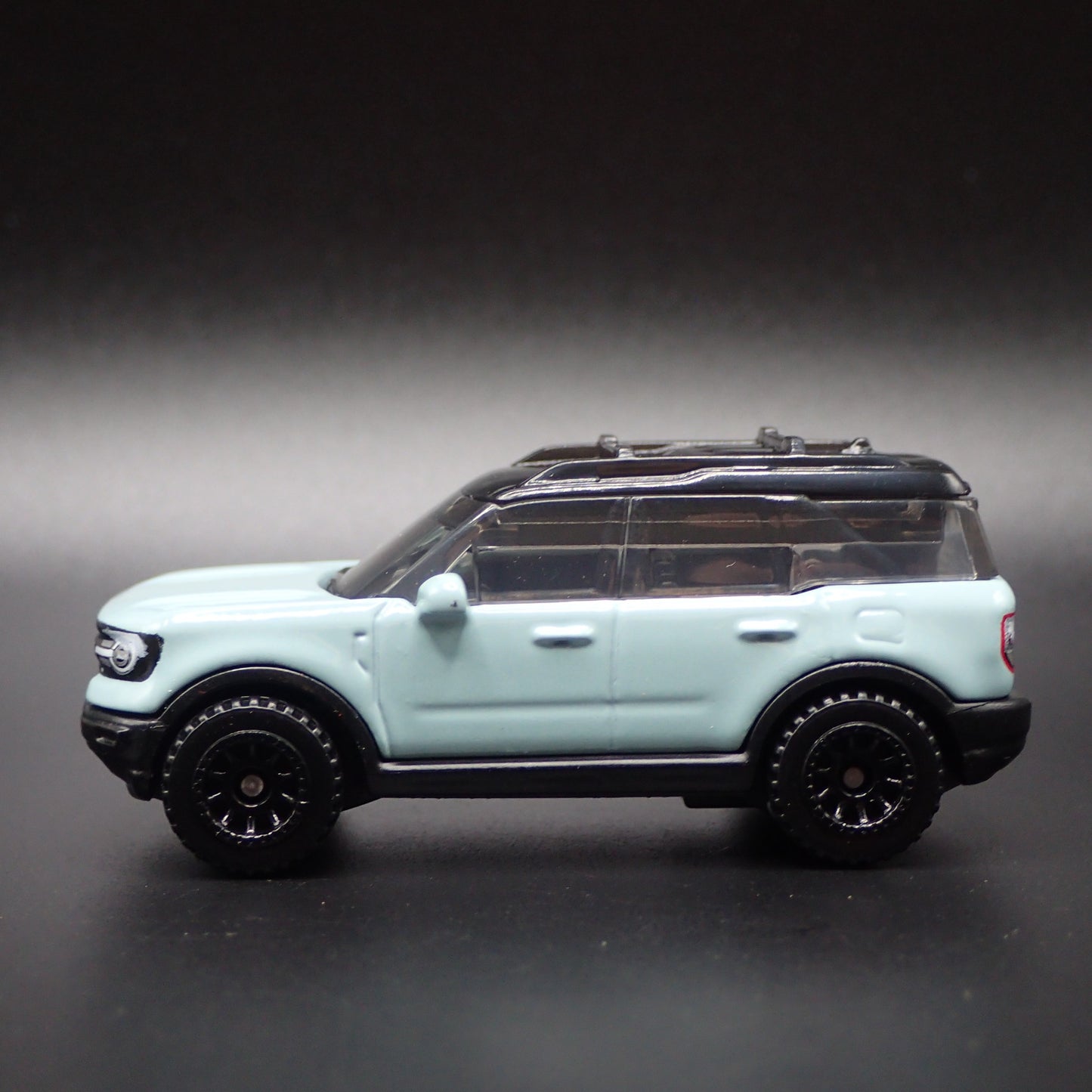 2021-2025 FORD BRONCO SPORT 1:64 MB SCALE COLLECTIBLE DIORAMA DIECAST MODEL CAR