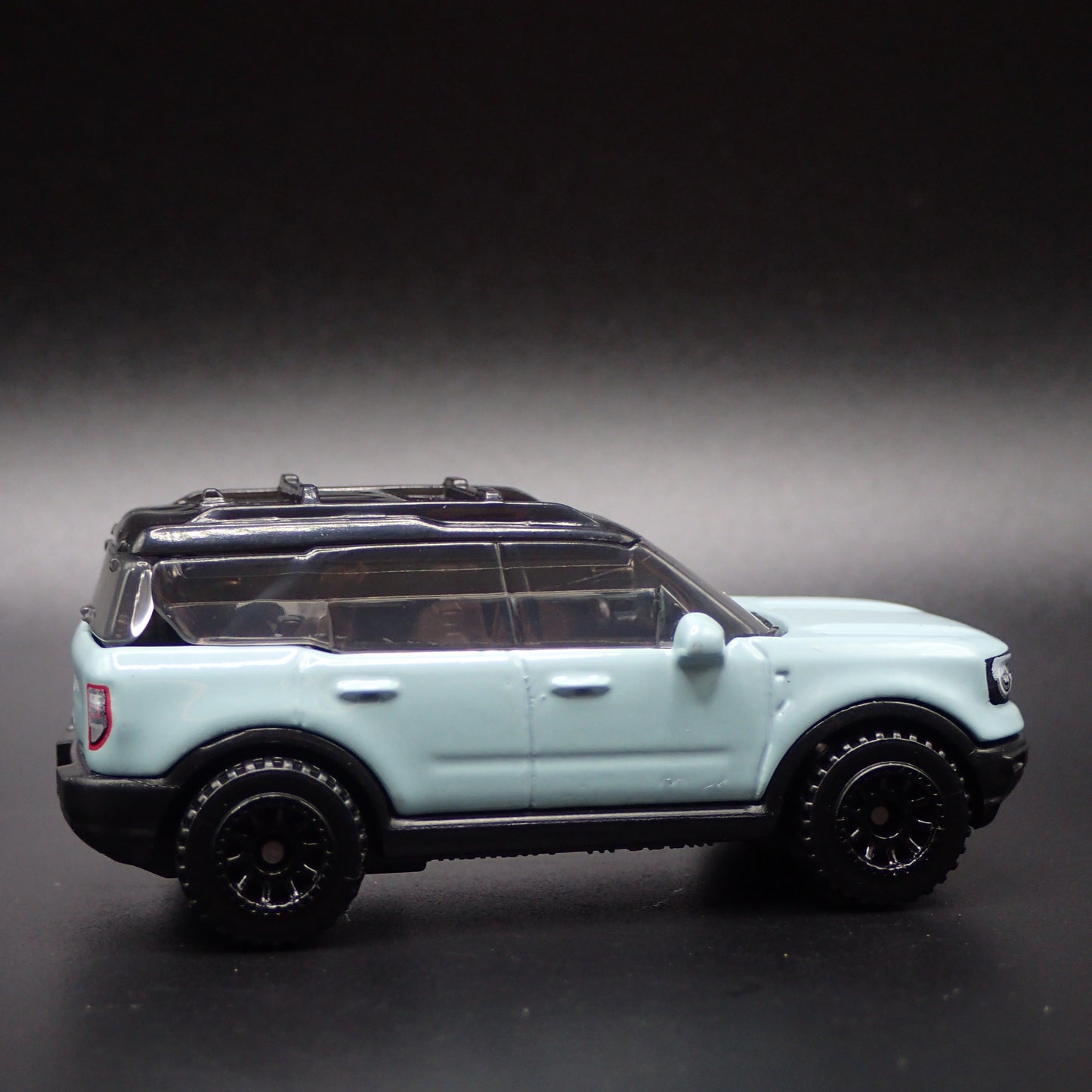 2021-2025 FORD BRONCO SPORT 1:64 MB SCALE COLLECTIBLE DIORAMA DIECAST MODEL CAR