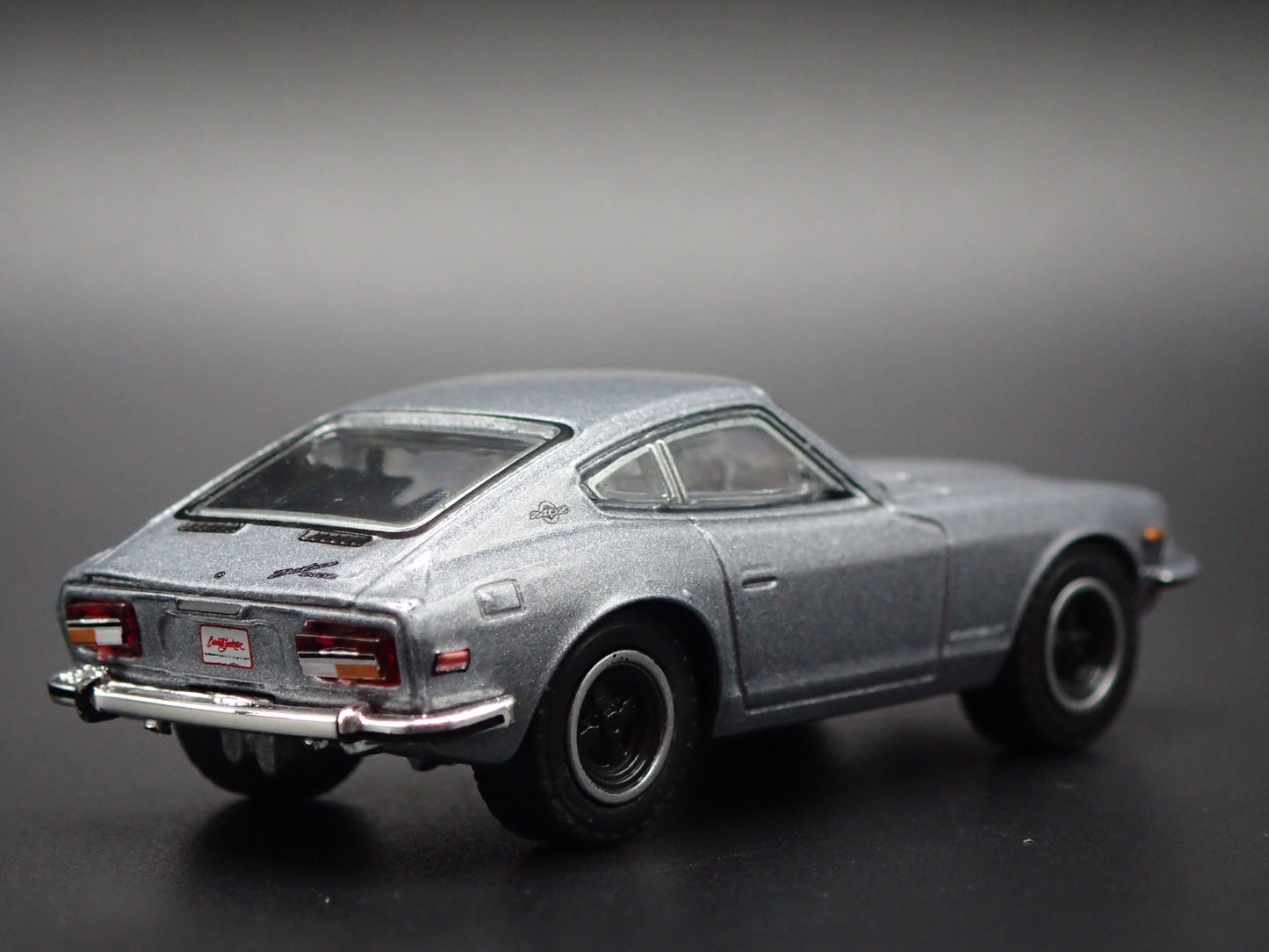 1970-1973 DATSUN 240Z GRAY 1:64 SCALE COLLECTIBLE DIORAMA DIECAST MODEL CAR